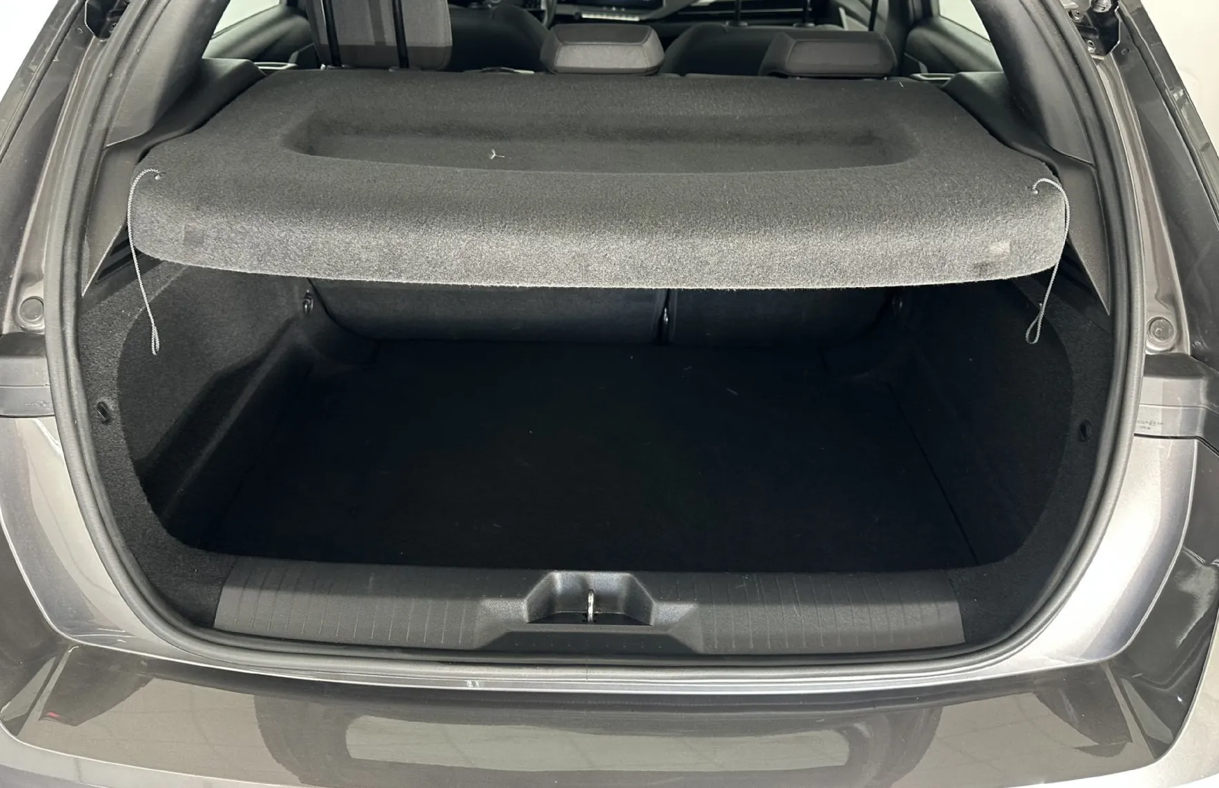 Zunanja slika - Opel Astra - 1.2 Turbo Edition.KAMERA.LED.2023.SAMO 51.000 KM - 18
