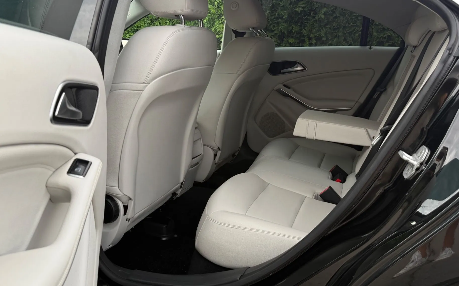 Notranja slika - Mercedes-Benz CLA-Razred - 220 CDI-AUT-XENON LED-LIZING ZA TUJCE - 10