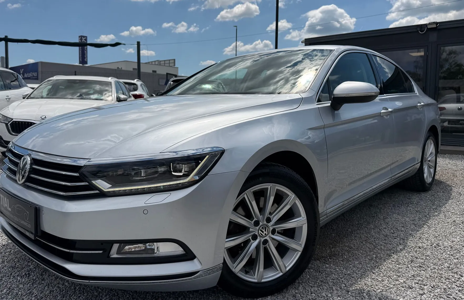Zunanja slika - VW Passat - 2.0 TDI Highline-SLO-FULL LED-ACC-NAVI-KAMERA-ALU - 1