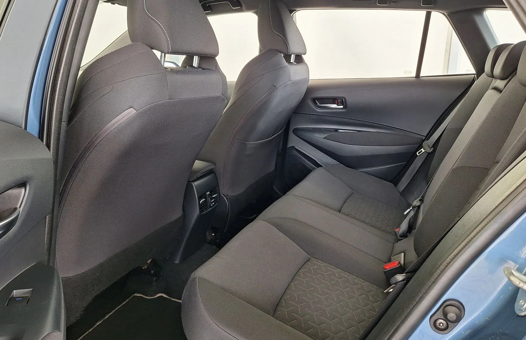 Zunanja slika - Toyota Corolla - 1.8 HEV Luna - 14