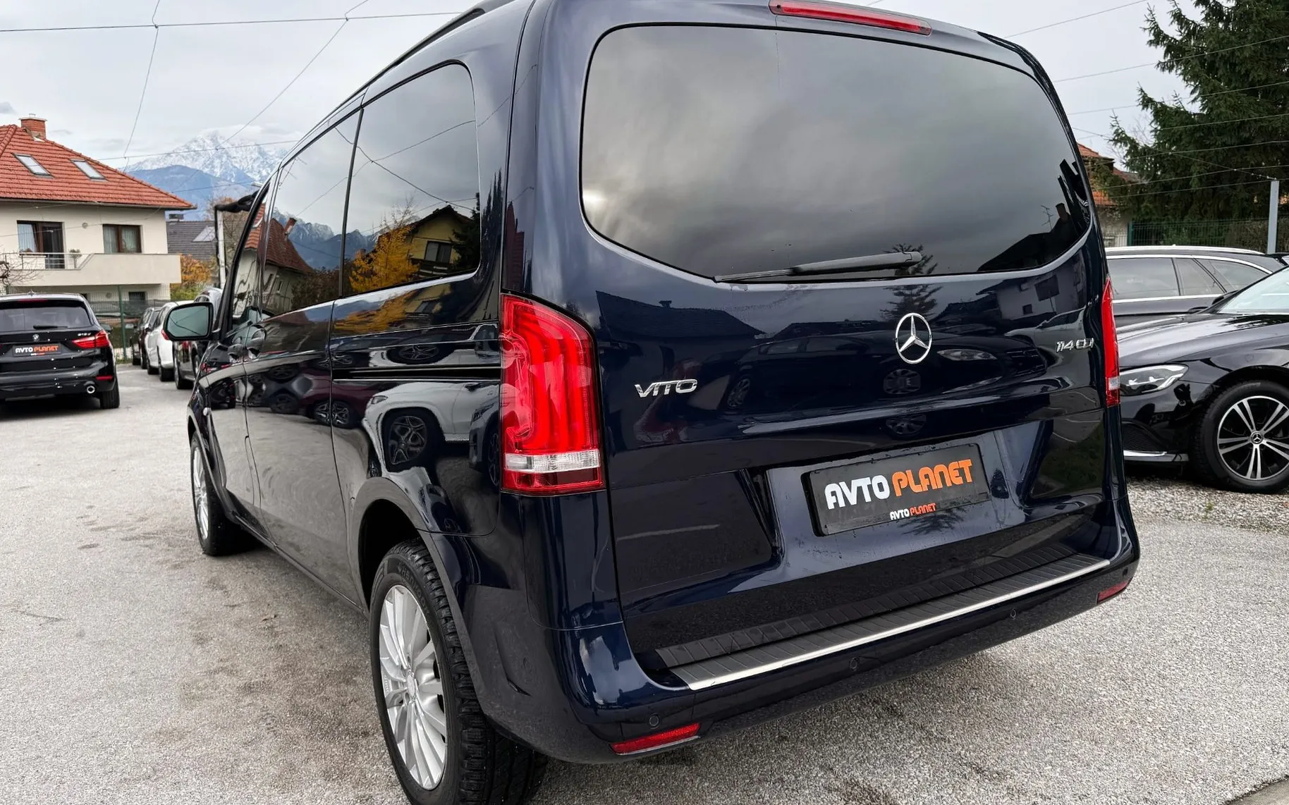 Zunanja slika - Mercedes-Benz Vito - Compact Mixto 114 CDI AUT. FULL LED NAVI 5 SED. - 3