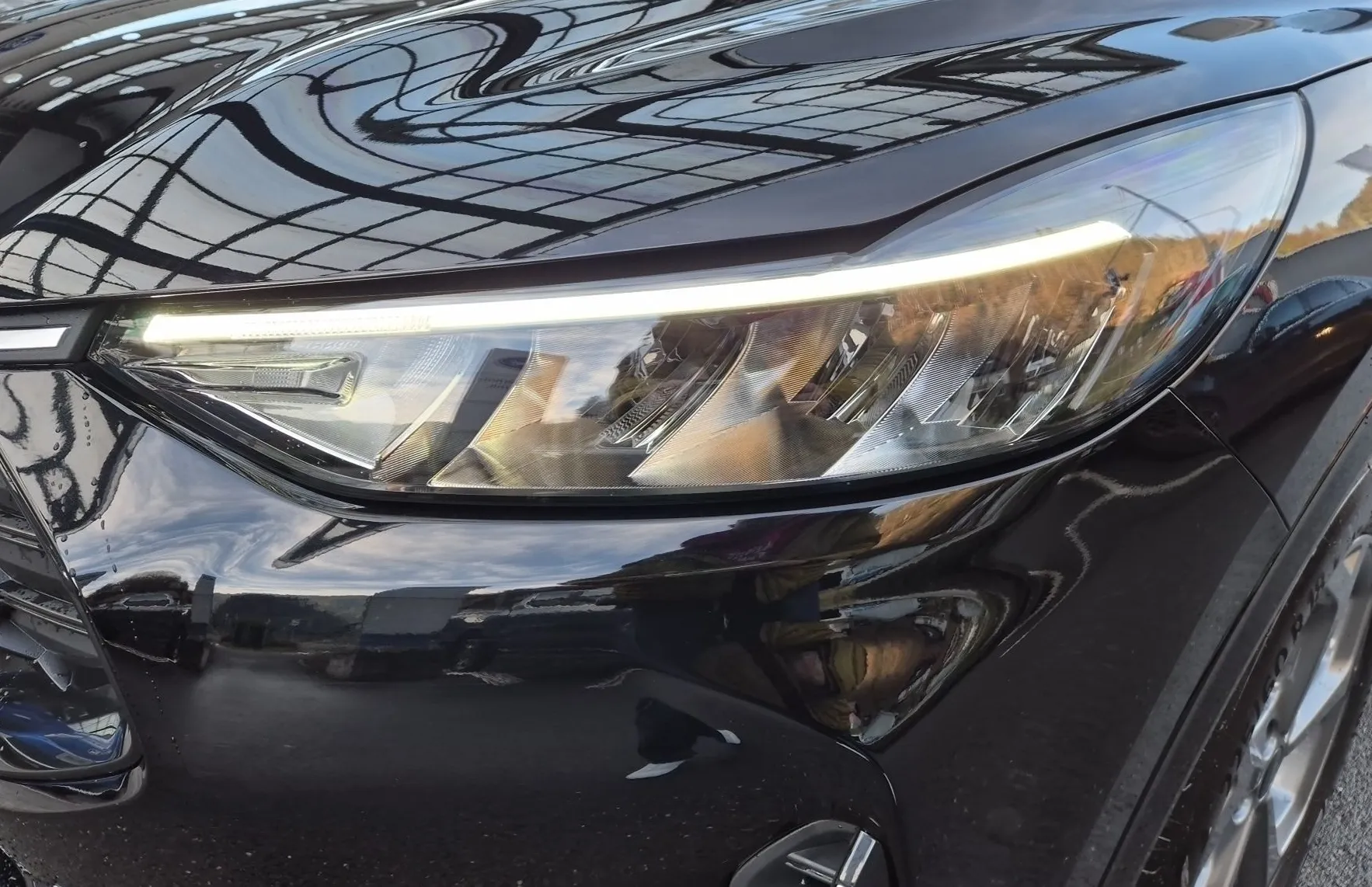 Zunanja slika - Ford Kuga - ST-Line X 1.5 EcoBoost 186PS A8-NA ZALOGI - 7