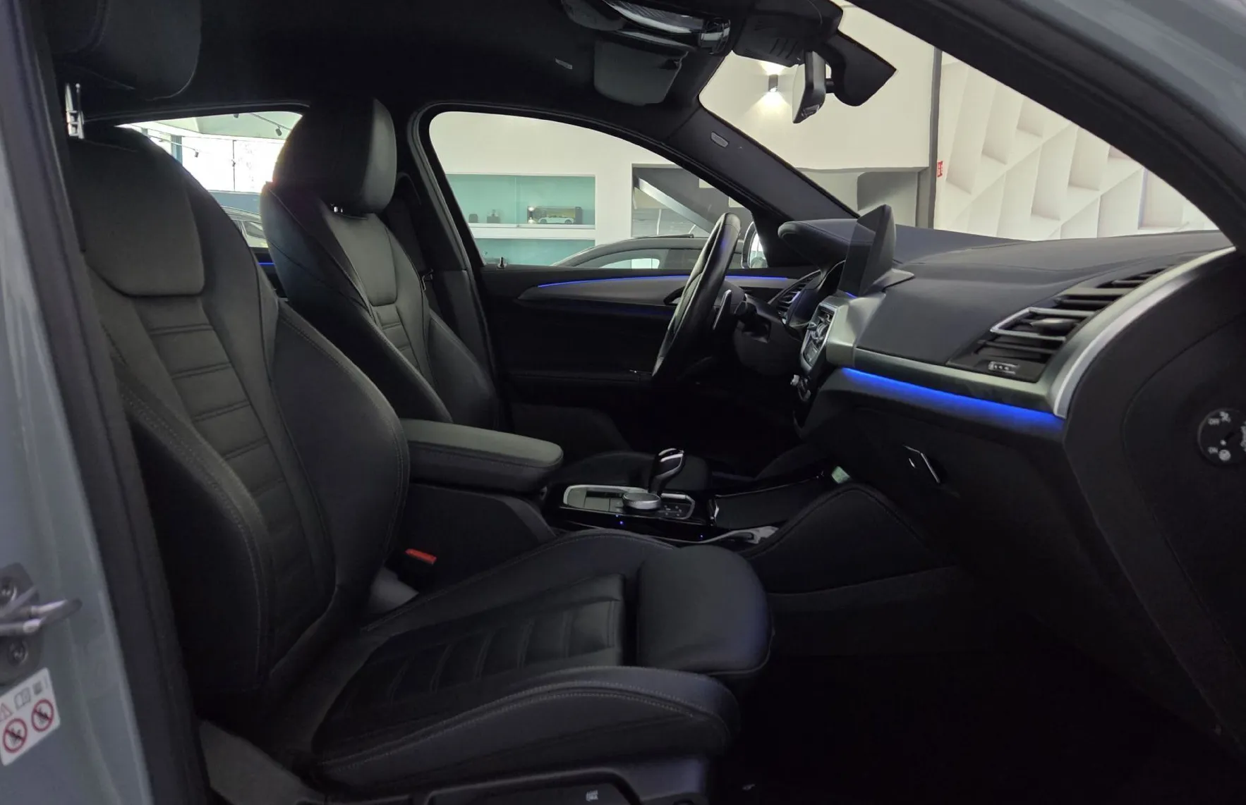 Zunanja slika - BMW X4 - serija :  xDrive 30d Avt.M.SPORT-RADAR-KLJUKA-LASER-KEY-H - 14