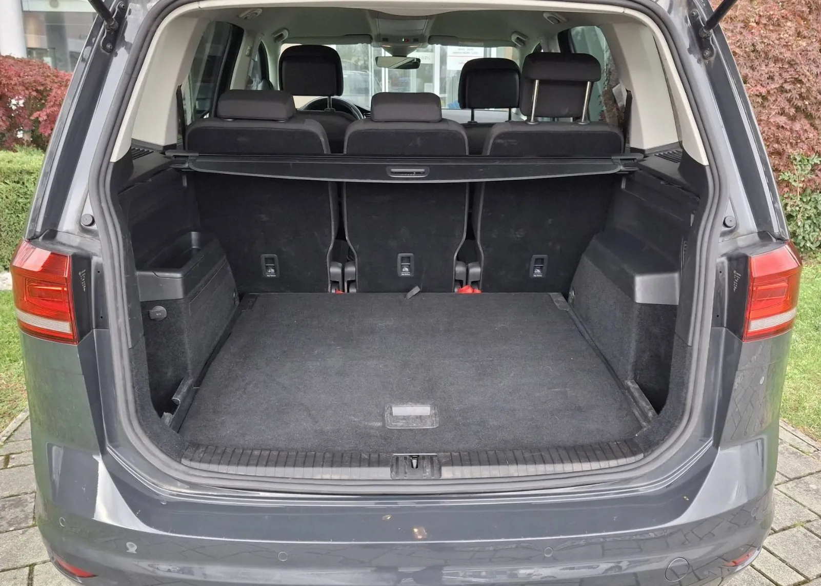 Zunanja slika - VW Touran - 2.0 TDI DSG-DEC.AKCIJA VIRTUAL ACC NAVI KAM - 7