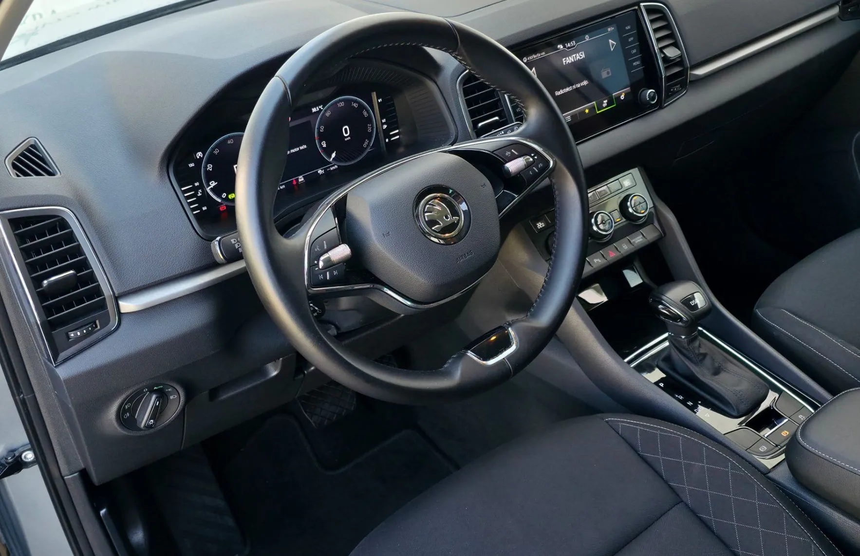Zunanja slika - Škoda Karoq - 1.5TSI DSG Ambition •ACC•KAMERA•LANE•KEYLESS•17C• - 5