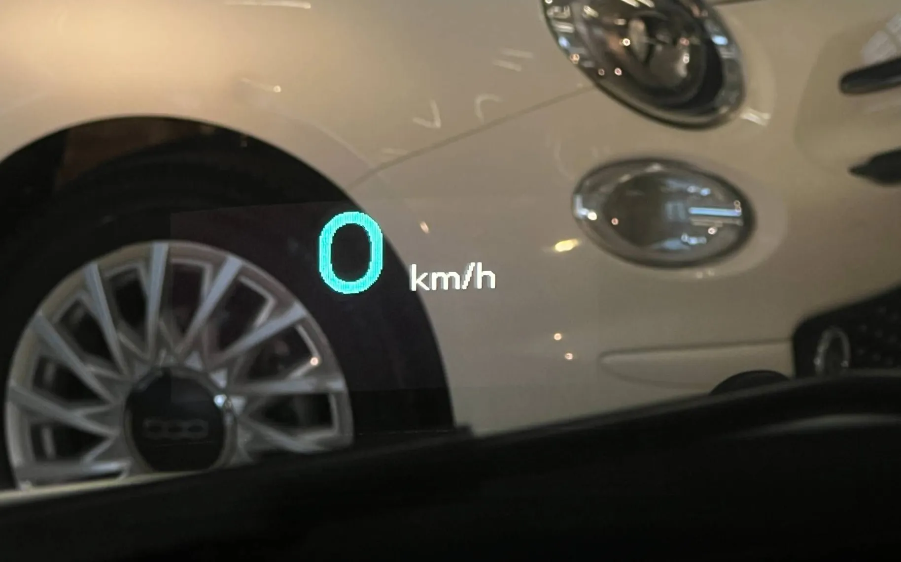 Zunanja slika - Peugeot 3008 - 2.0 HDI-200KM-AUT-4X4-LED-HUD-NAVI-PDC-TEMP-17COL. - 18