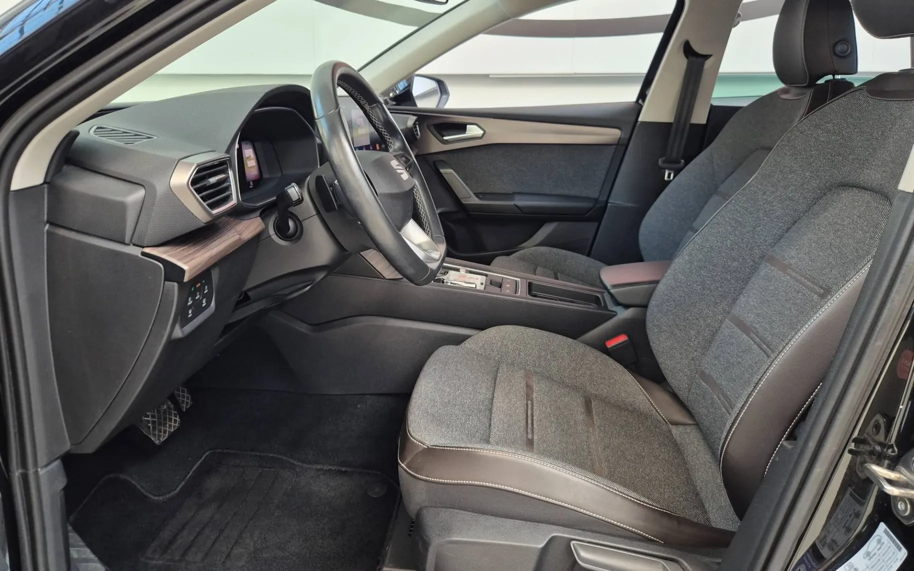 Zunanja slika - Seat Leon - ST 2.0 TDI Style DSG - 5