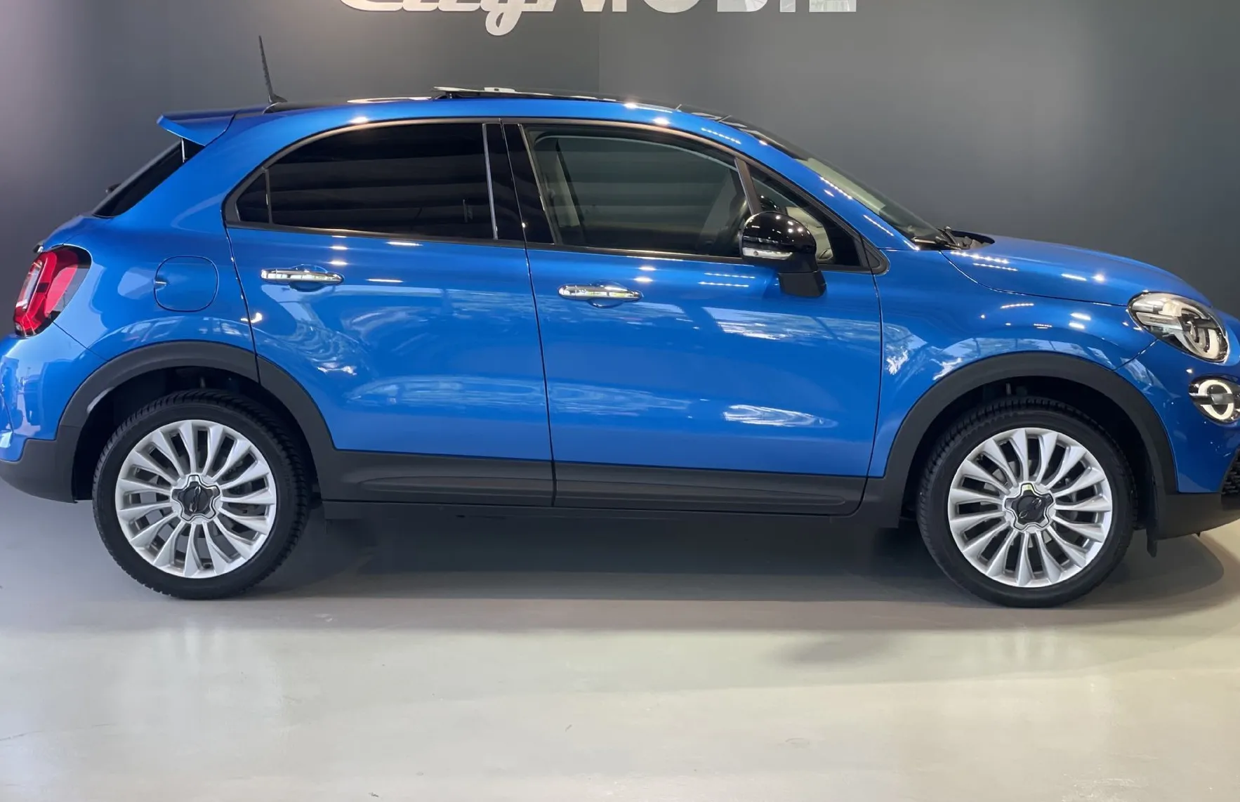 Zunanja slika - Fiat 500X - 1.LASTNIK-PANORAMA-KEYLESS-TEMPOMAT-GRETJE-KAMERA - 6