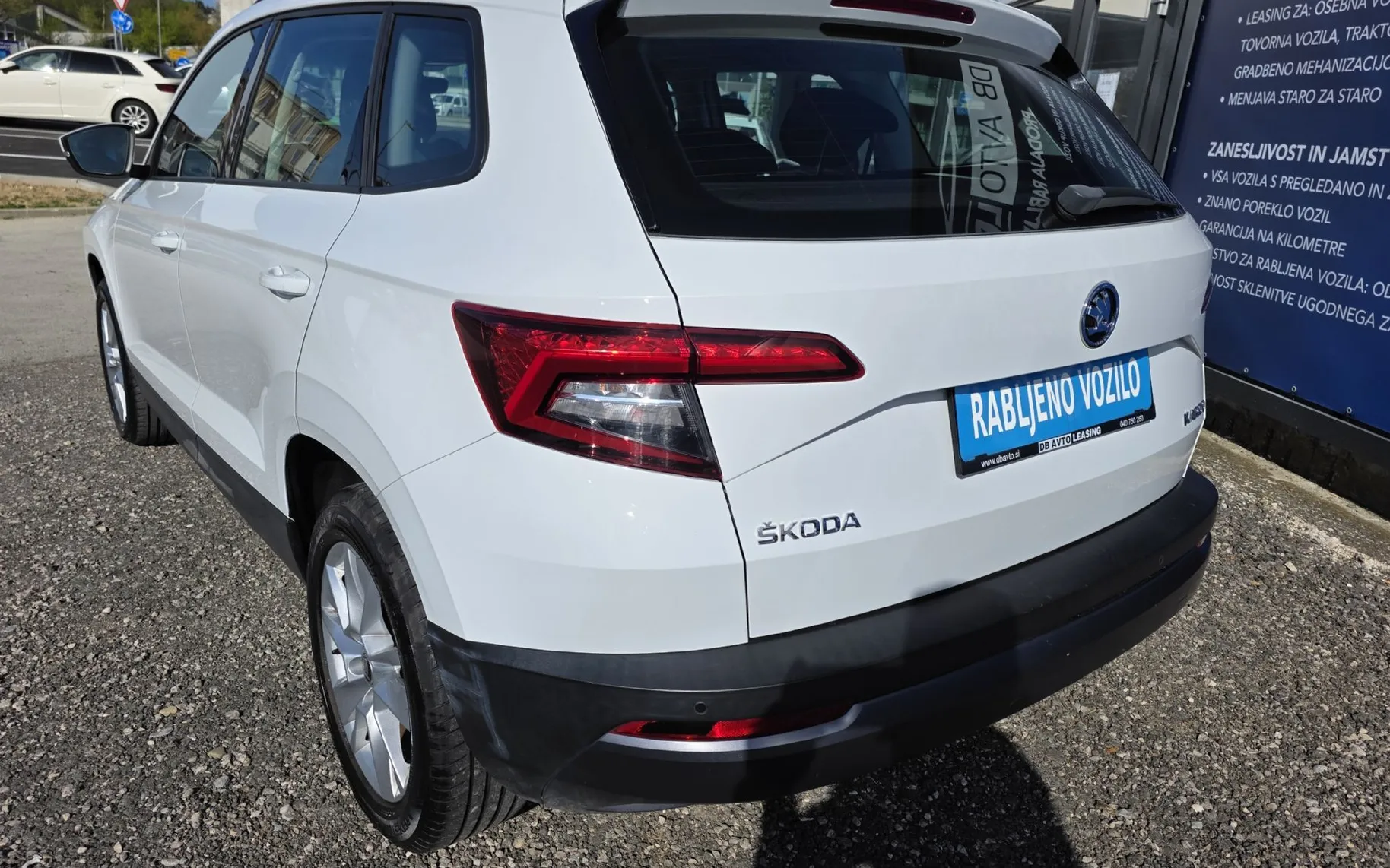 Zunanja slika - Škoda Karoq - 1.6 TDI Style.FULL LED.NAVI.HITRI KREDIT - 4