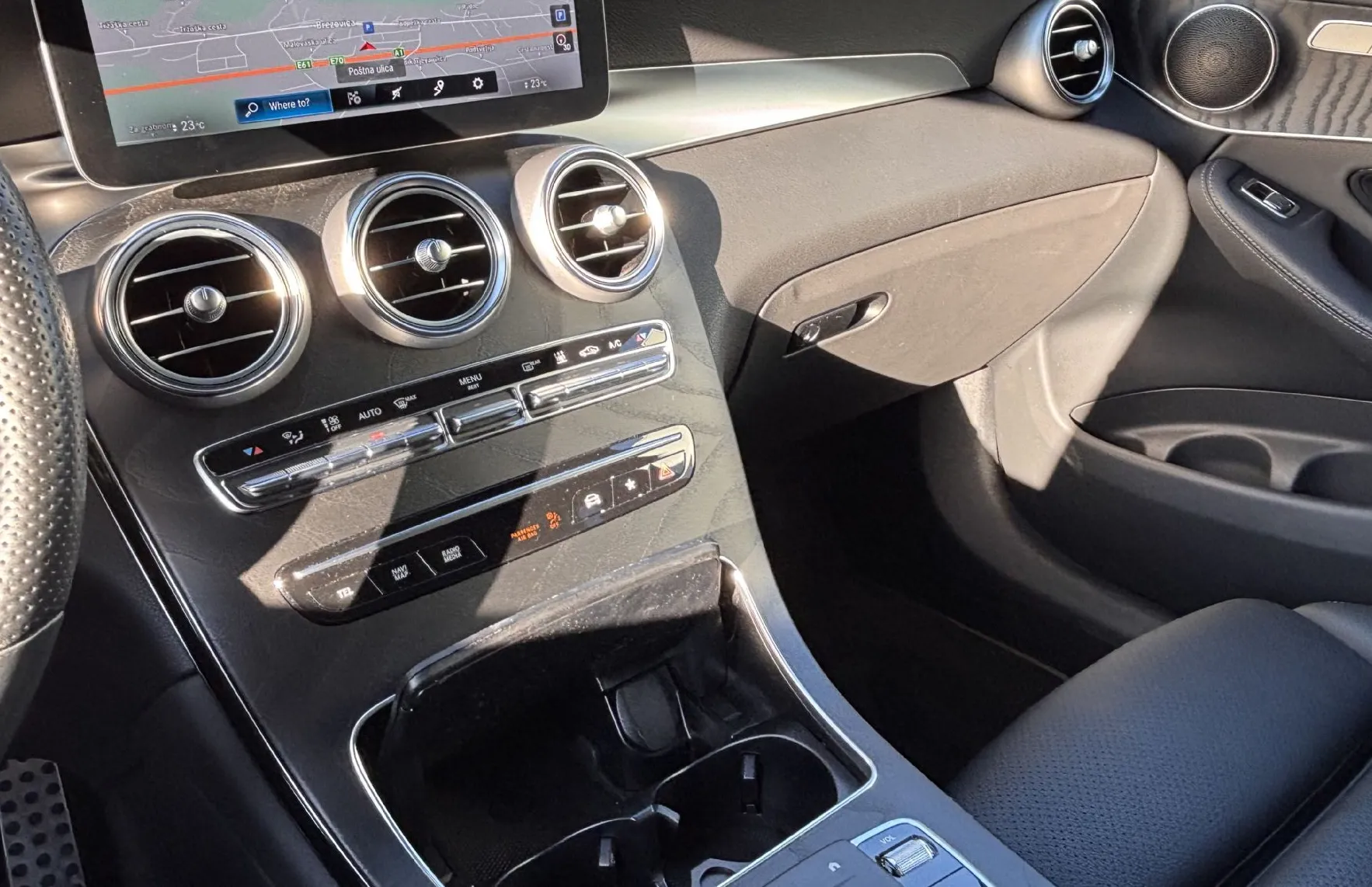 Zunanja slika - Mercedes-Benz GLC-Razred - GLC coupe 300d 4Matic AMG Line. Asistenti. 360 kamera... - 13