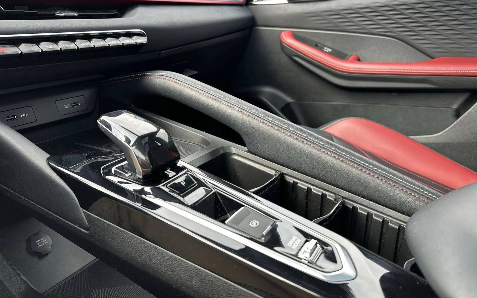 Notranja slika - Geely CoolRay - 1.5 TD GF - 20