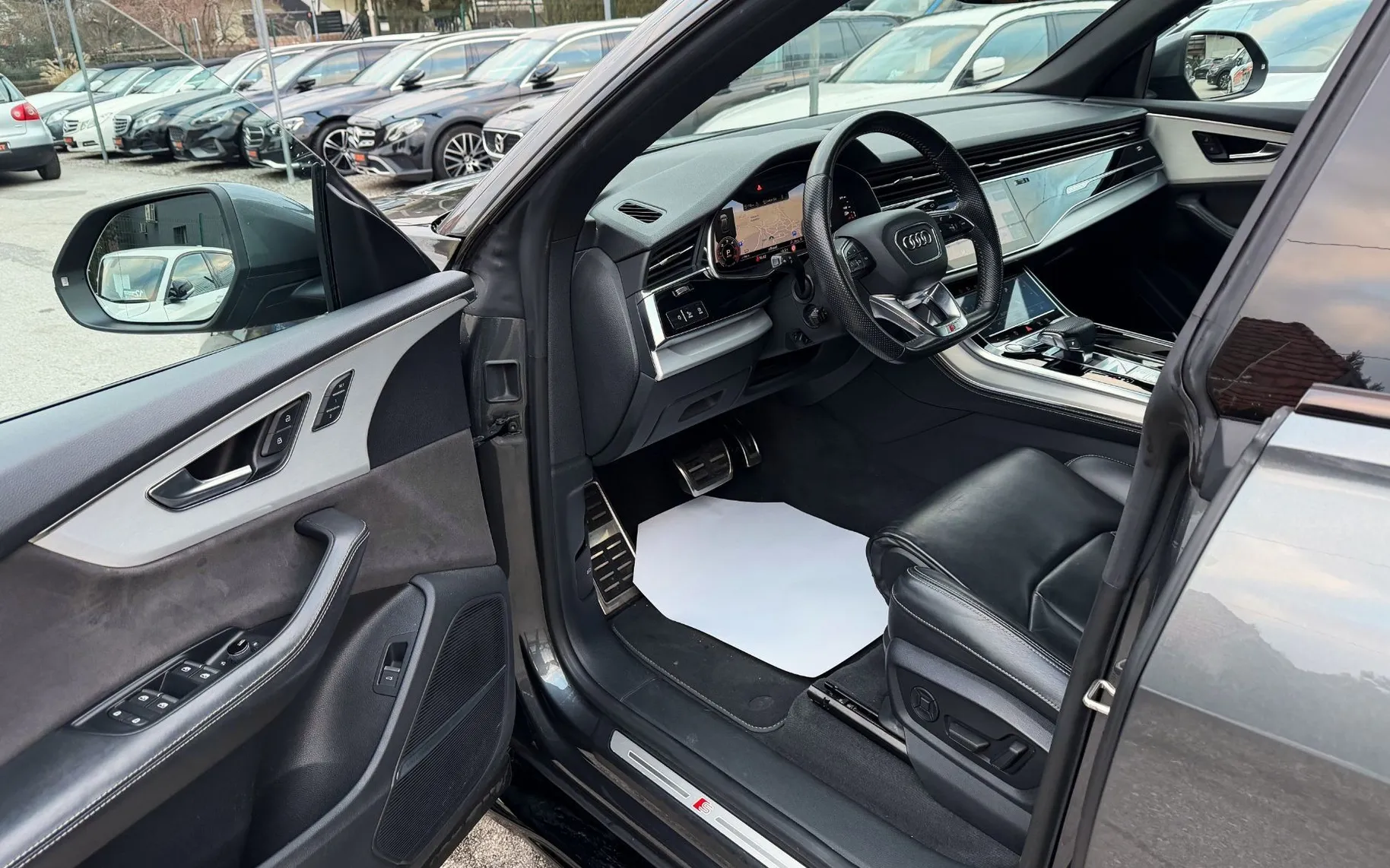 Zunanja slika - Audi Q8 - 50 TDI Quattro 3xS-LiNE HD MATRIX ACC 360KAM ALU22 - 13