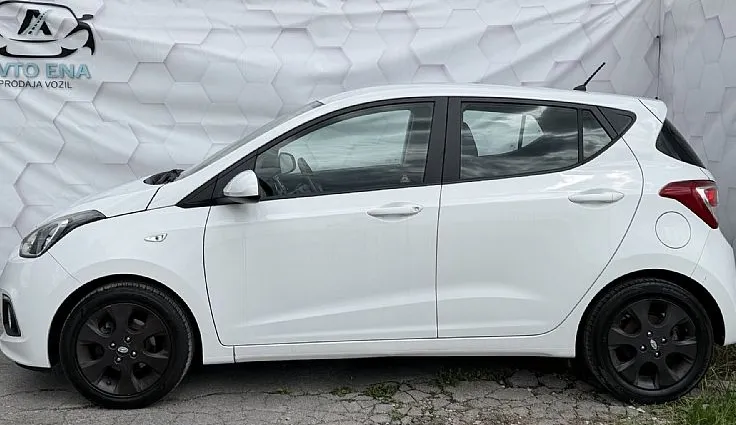 Zunanja slika - Hyundai i10 - 1.0 Style - TEMP - KLIMA - ALU15 - 8