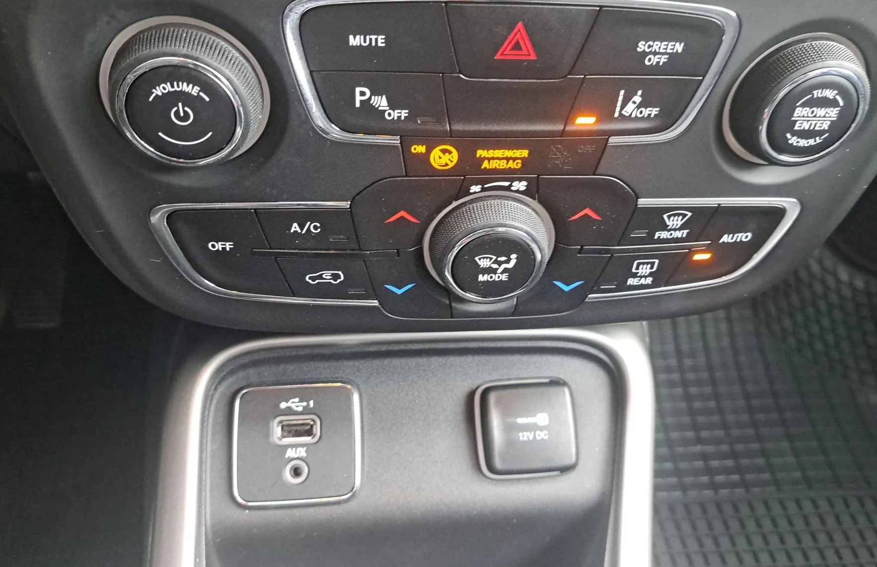Zunanja slika - Jeep Compass - 1.4T Multiair Business - 16