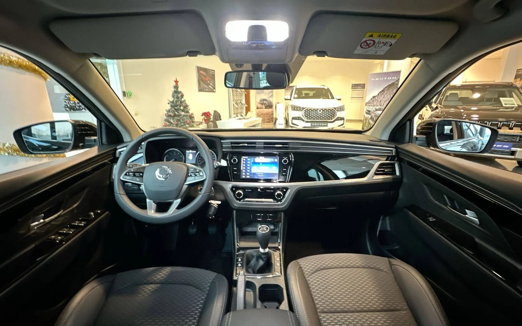 Zunanja slika - SsangYong Korando - 1.5 T-GDi Style 4WD MT6... - 12