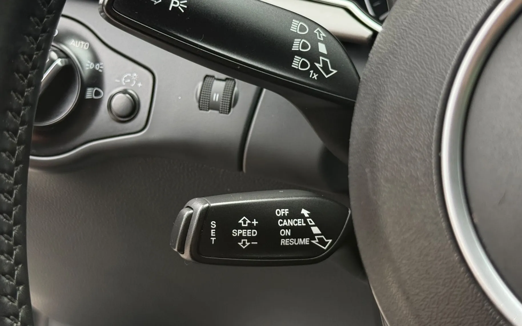 Notranja slika - Audi A5 Sportback - 2.0 TDI-AUT-XENON+LED-NAVI-LIZING ZA TUJCE- - 12