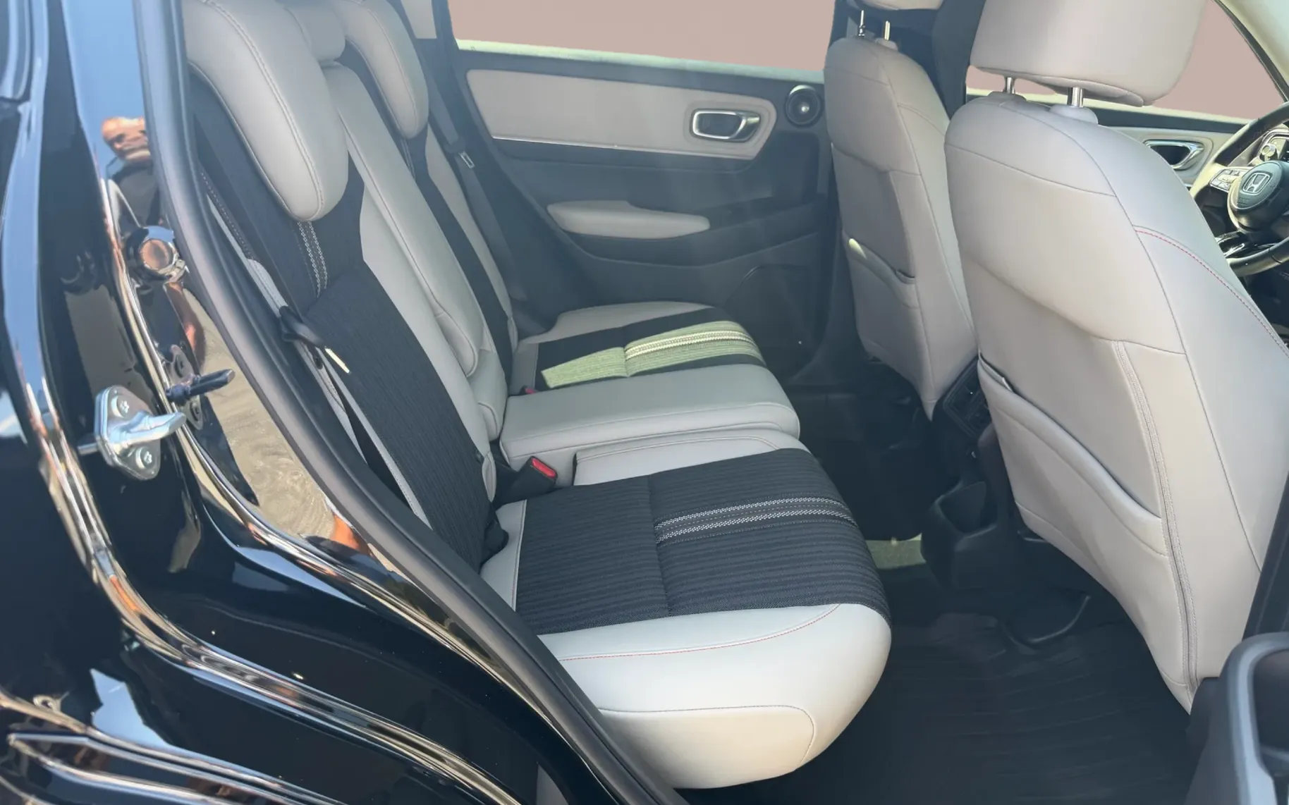 Zunanja slika - Honda HR-V - 1,5 i-MMD Hybrid Elegance CVT - 12