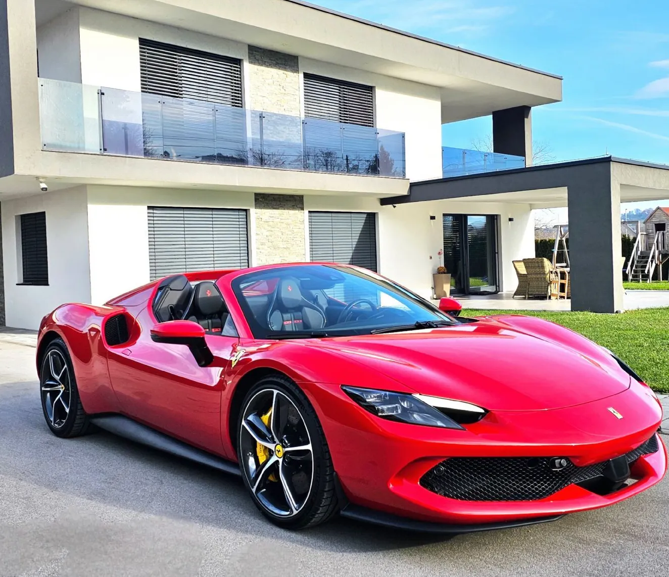 Zunanja slika - Ferrari 296 - GTS-SPYDER-830KM-CARBON-LIFT-AKRAPOVIČ - 1