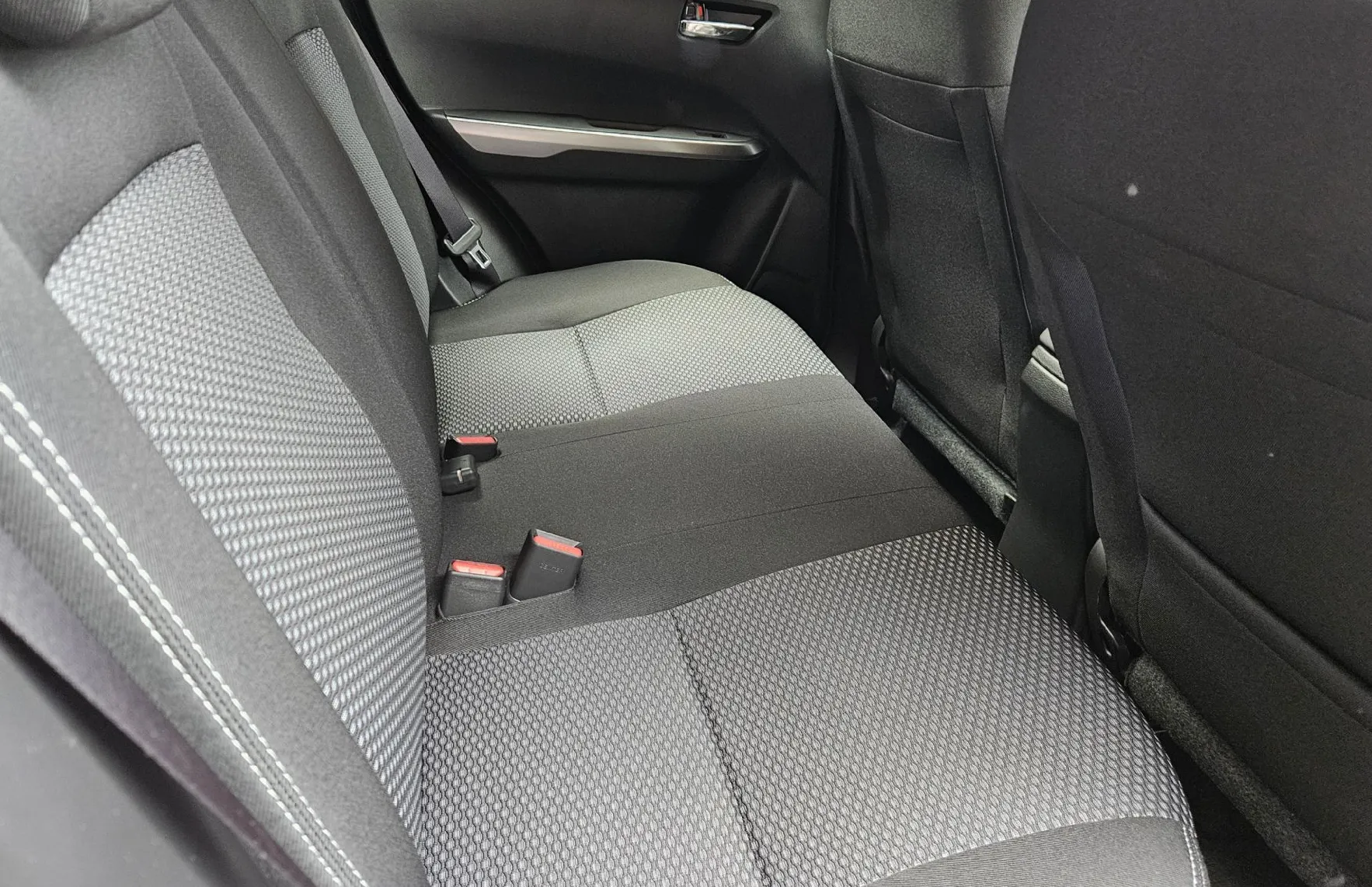 Zunanja slika - Suzuki Vitara - 1.4 HYBRID PREMIUM ALLGRIP - 4