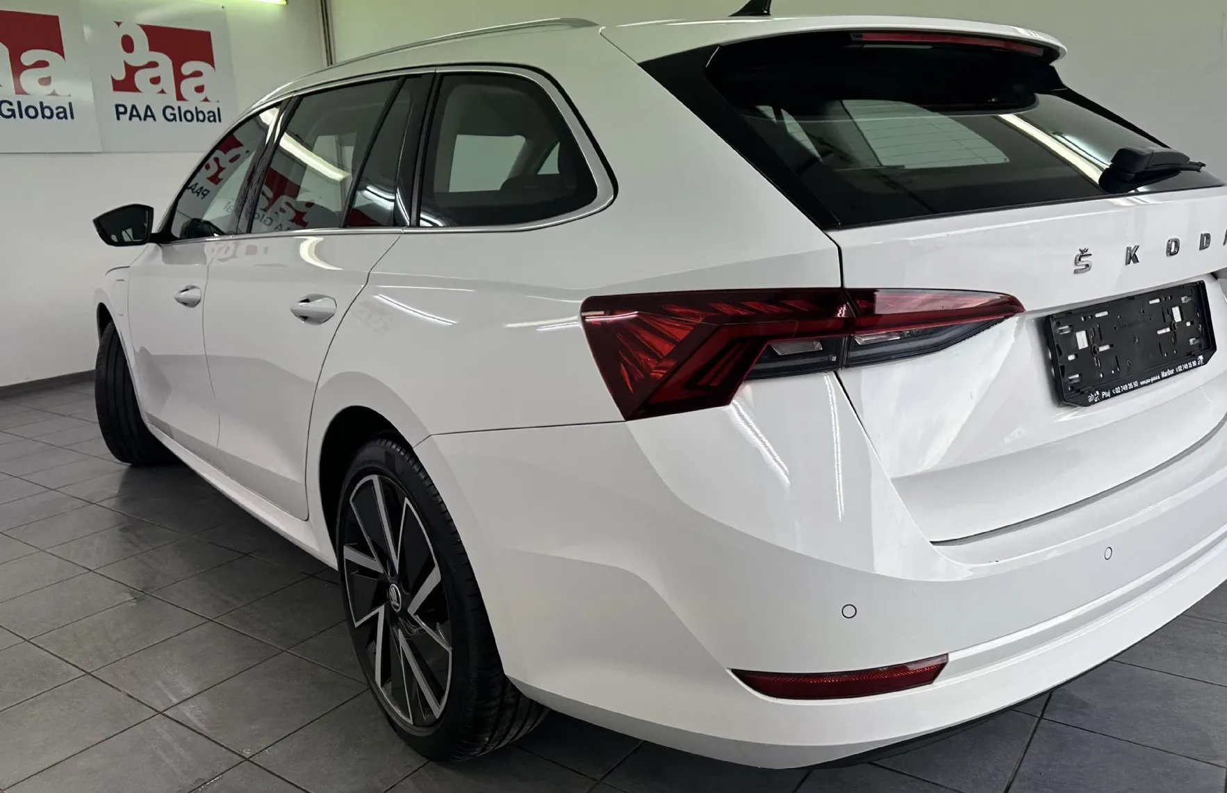 Zunanja slika - Škoda Octavia - Škoda  Style 1.4 TSI PHEV DSG NEMŠKI.KAMERA - 2