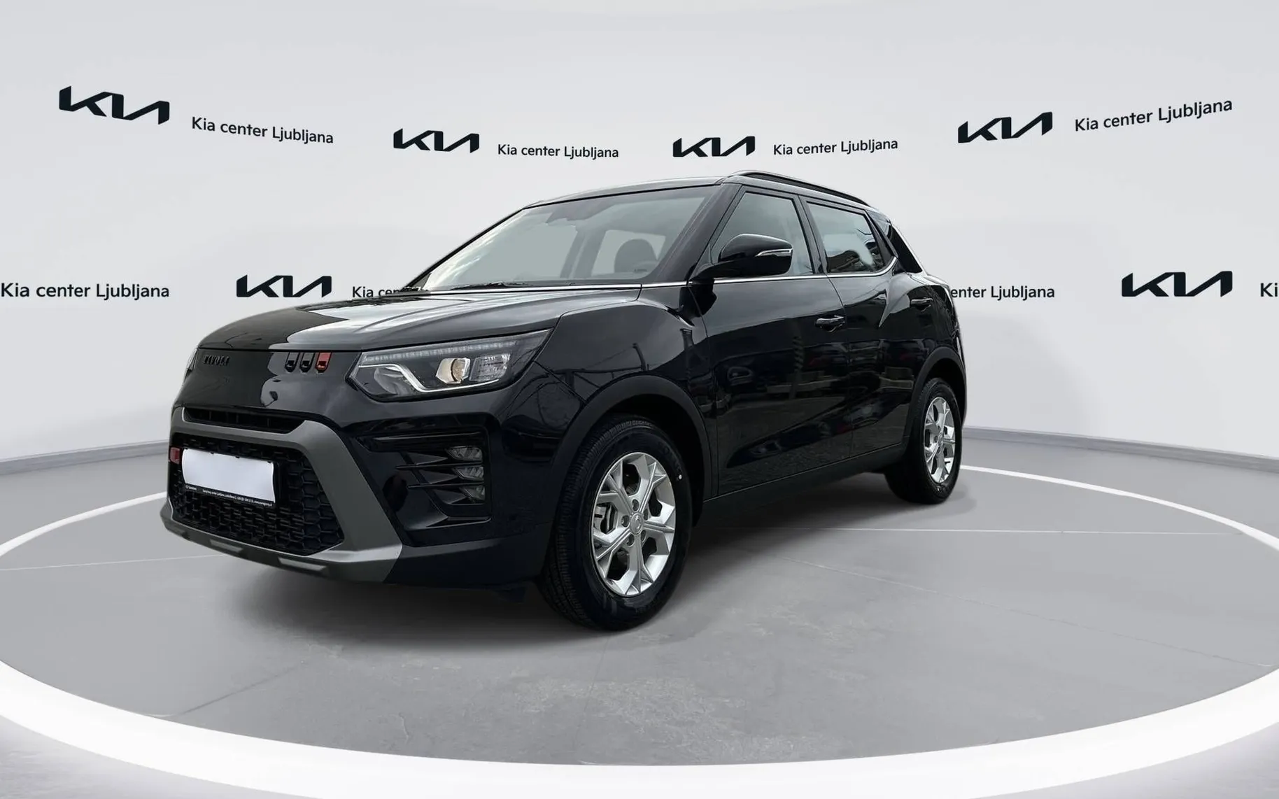 Zunanja slika - SsangYong Tivoli - 1.5 T-GDi Fresh 2WD M T... - 1