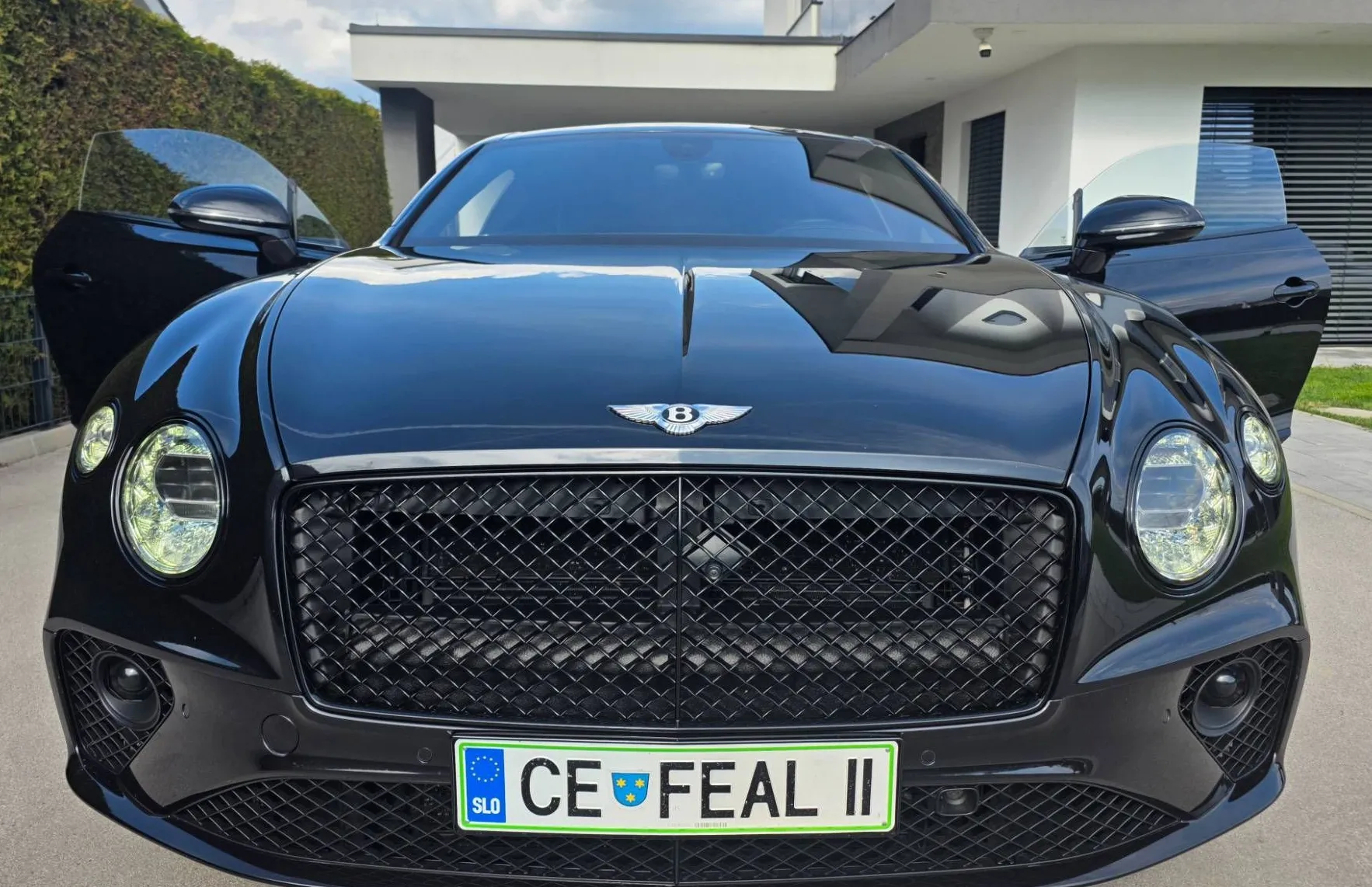 Zunanja slika - Bentley Continental - GT-V8-BLACK EDITION-KOT NOV-MAX OPREMA-1 LASTNIK - 7