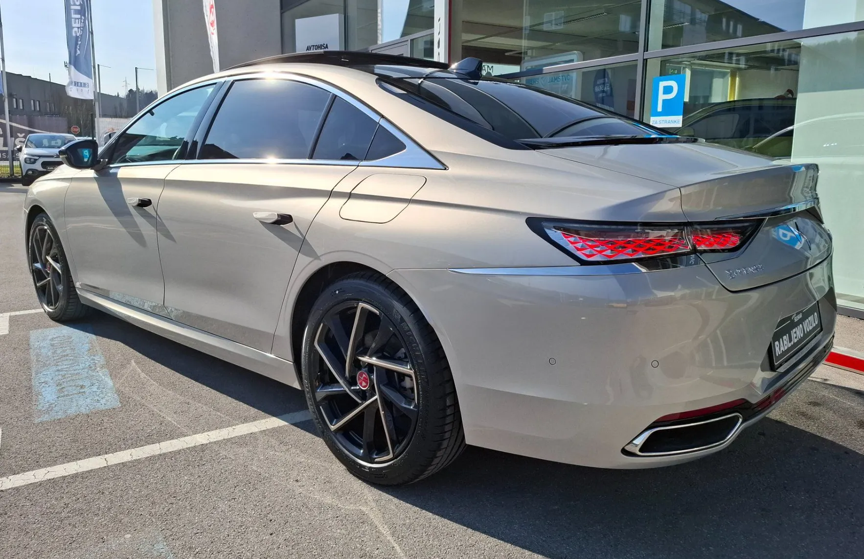 Zunanja slika - DS DS 9 - 1.6PHEV PERFORMANCE LINE+ 250HP - KOT NOV - 193KM - 6