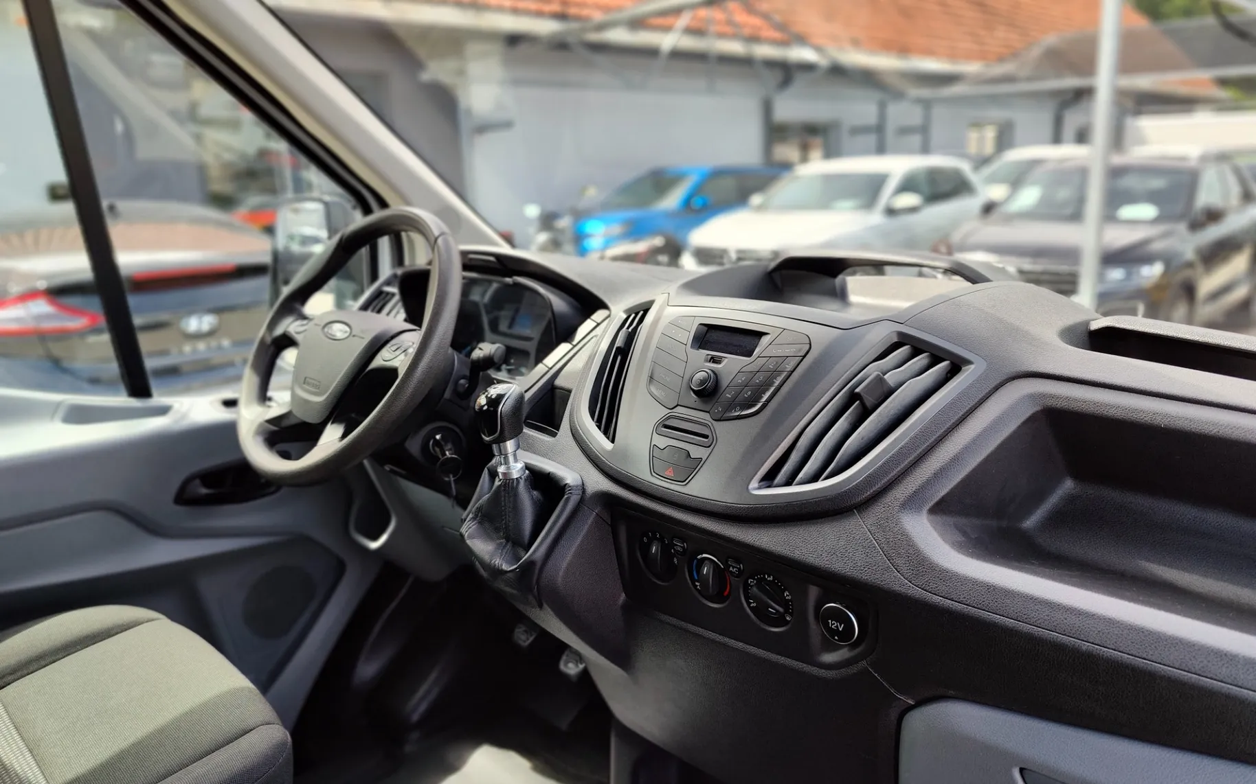 Zunanja slika - Ford Transit - Doka 2.0 TDCi 310 L2 Ambiente 7 sedežev KLIMA - 11