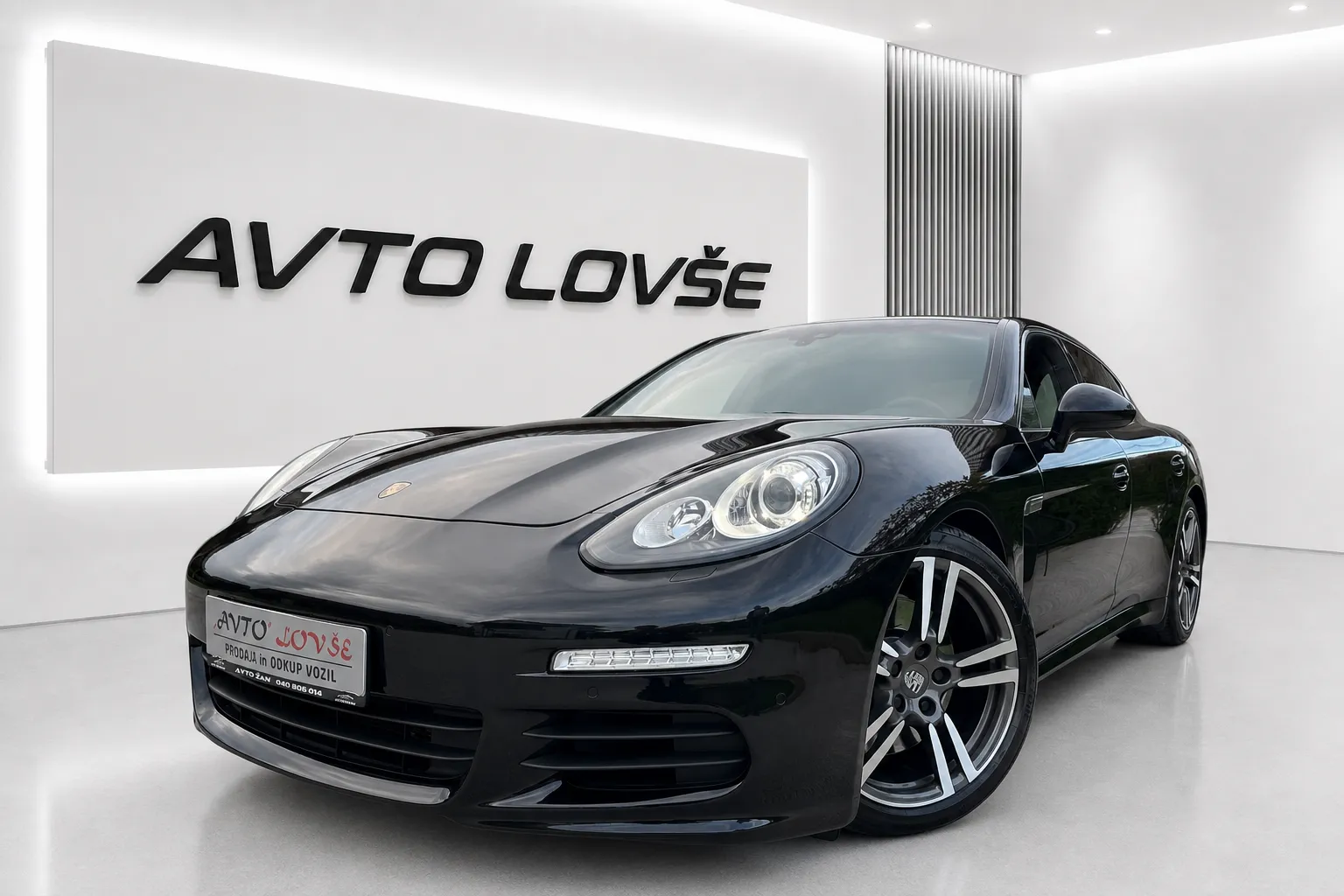 Zunanja slika - Porsche Panamera - 3.0 TD TIPTRONIC-LED-ALU-NAVI-KAM-ODLIČNA... - 1