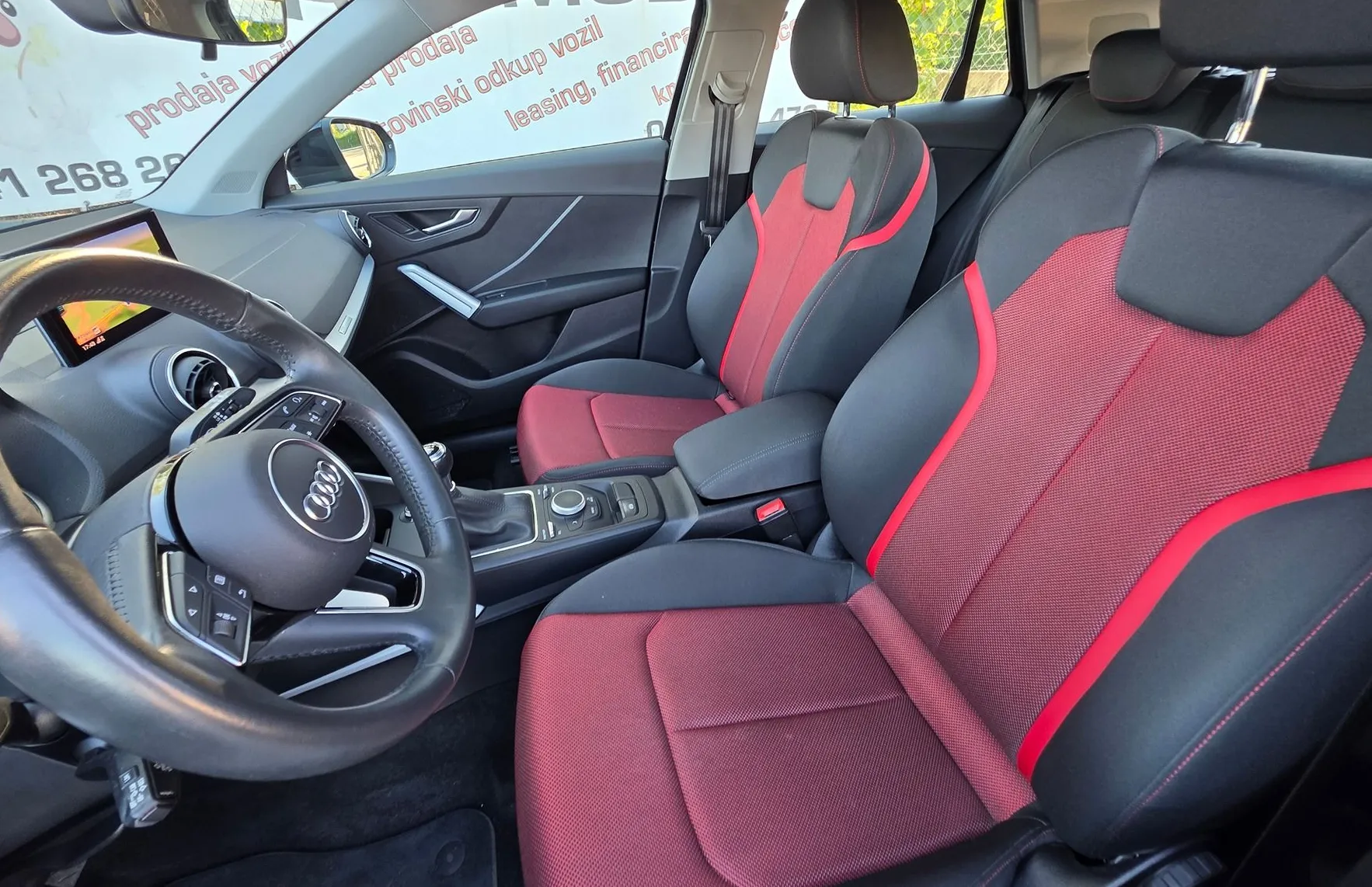Zunanja slika - Audi Q2 - 30 TFSI SPORT LED-ALU PLATIŠČA-NAVI-1.LASTNIK - 12