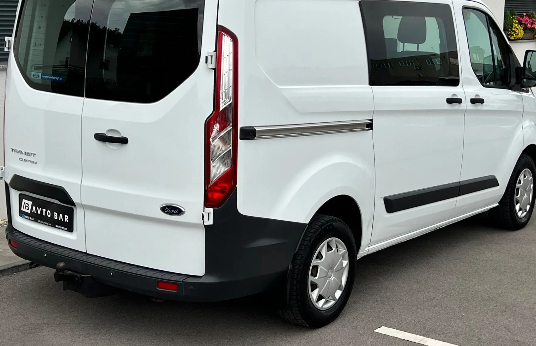 Zunanja slika - Ford E-Transit Custom - Transit Custom 2.0 TDCI+SLO+6SED+KLJUKA+PDC - 7