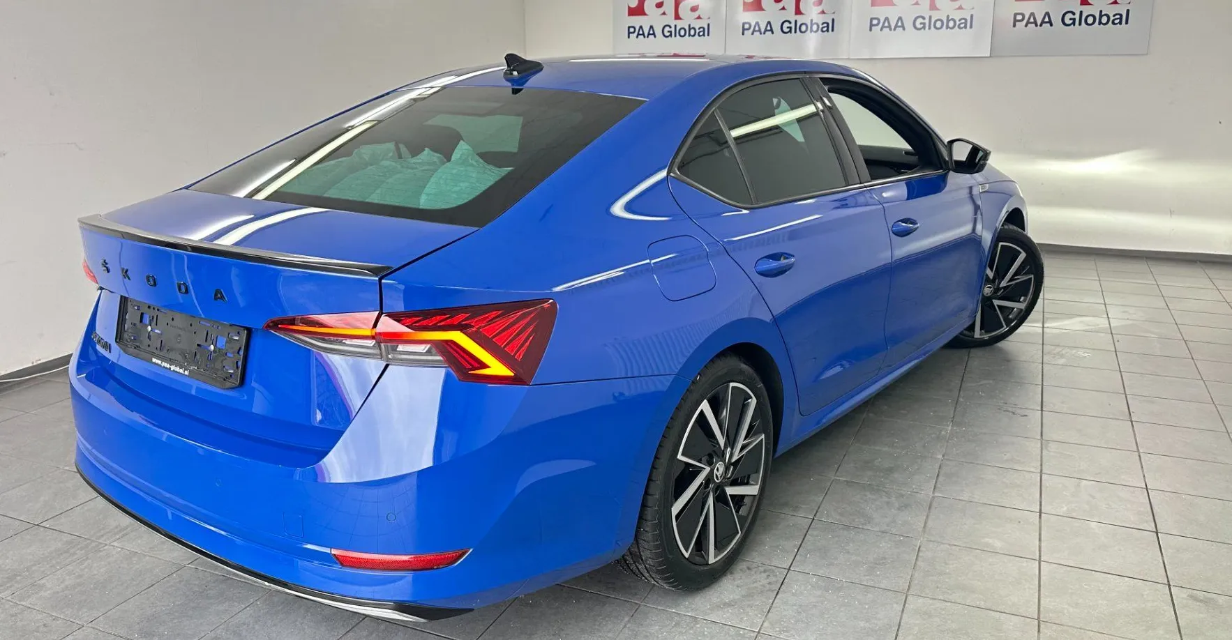 Zunanja slika - Škoda Octavia - Sportline 2.0 TDI 110kW.NEMŠKI+4ALU.NAVI.LED.KAMER - 9