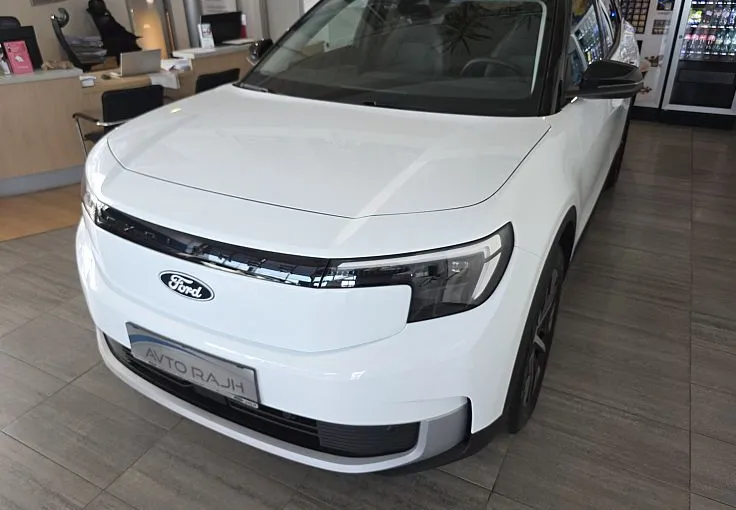 Zunanja slika - Ford Explorer - EV STYLE  elektromotor 52 kWh 125 kW at-DOBAVA TAKOJ - 3