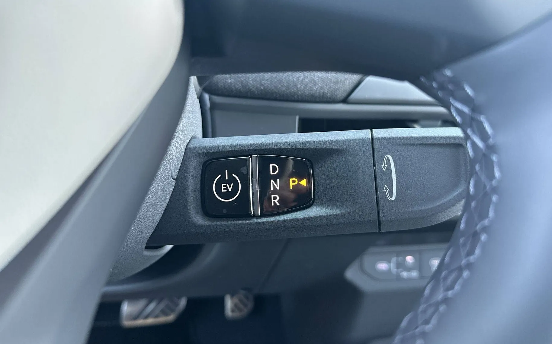 Zunanja slika - KIA EV3 - GT-Line 81.4 kWh baterija. doseg do 605km - 17