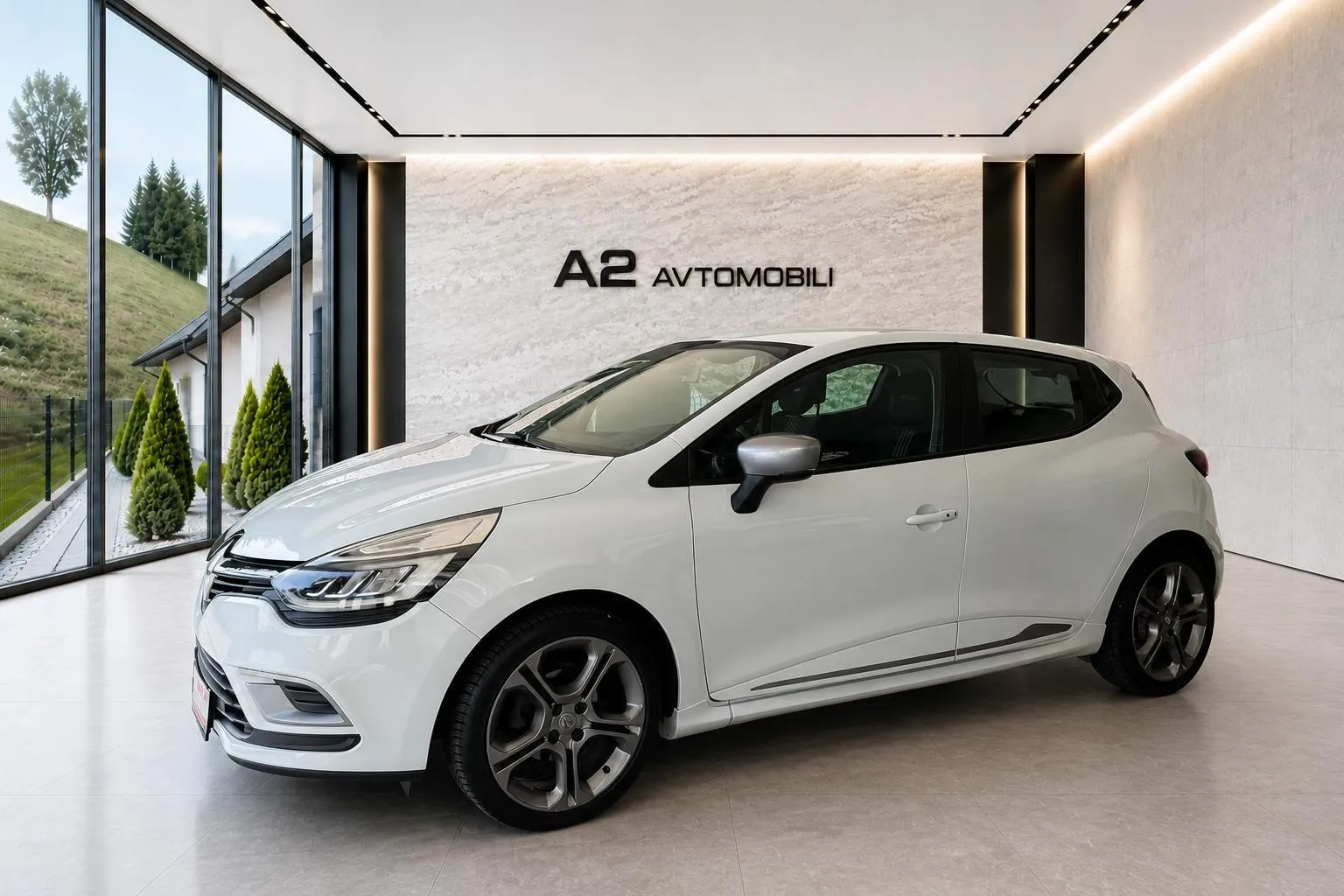 Notranja slika - Renault Clio - TCe 120 GT-LINE-SLOVENSKI-LED-NAVI-ALU-PDC-... - 7