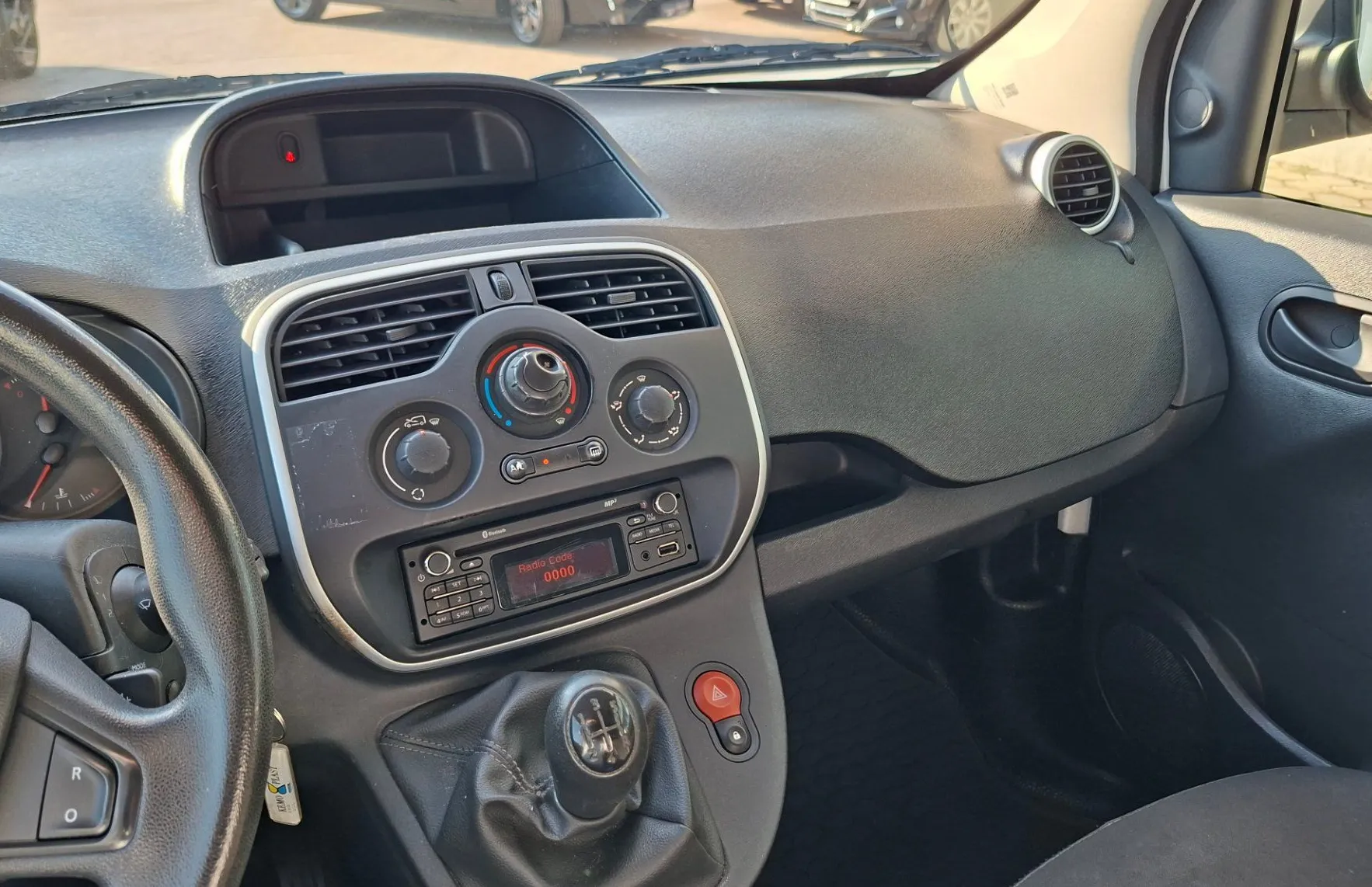 Zunanja slika - Renault Kangoo Express - 1.5 HDI - 8