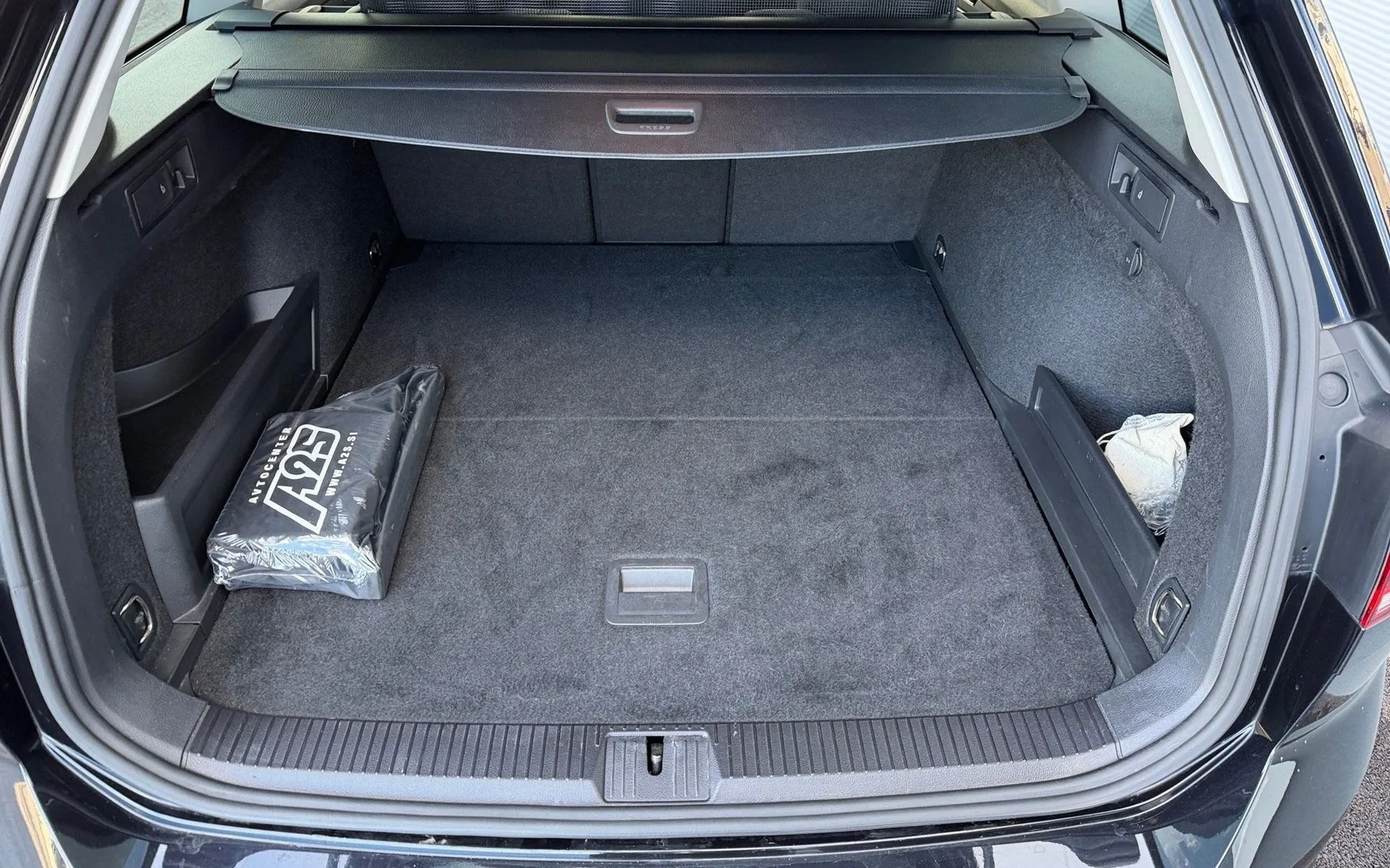 Notranja slika - Volkswagen Passat Variant - 1.4 GTE- LED-ACC-Mrtvi kot-PDC-Vzvratna kamera - 12