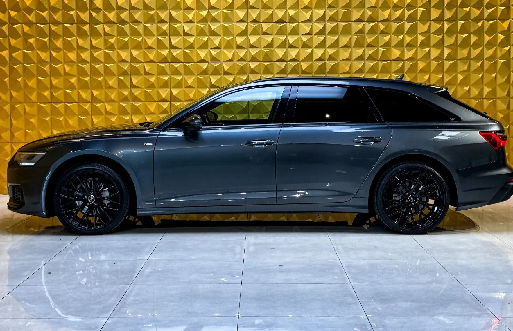 Zunanja slika - Audi A6 - Avant 40 TDI AUT. S Line-VIRTUAL-GRETJE-NAVI-KLJUKA - 6