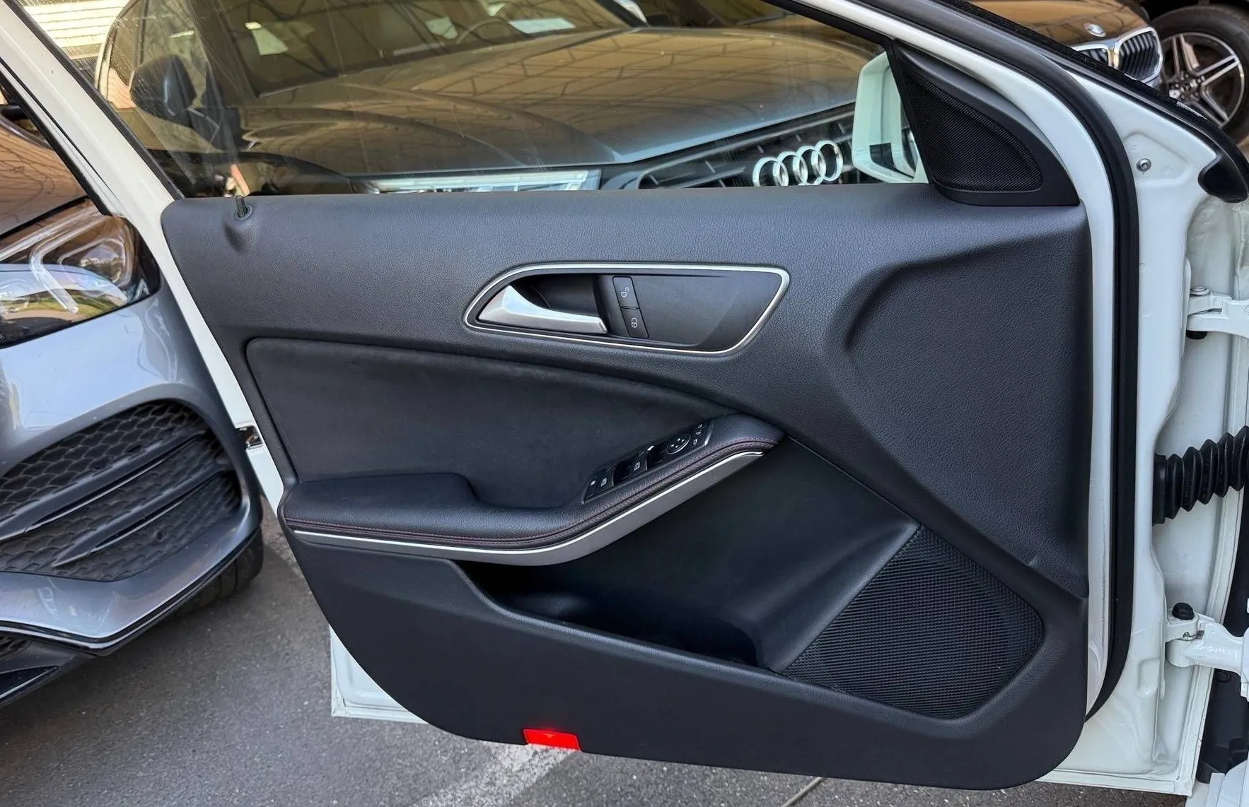 Zunanja slika - Mercedes-Benz A-Razred - 45 AMG 4MATIC XENON NAVI PDC TEM ŠPORTNI IZPUH - 13