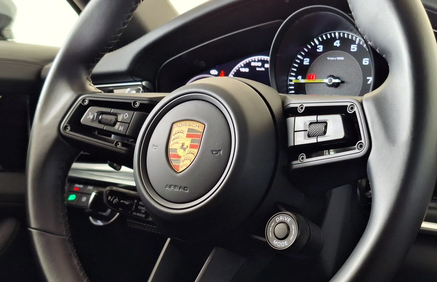 Zunanja slika - Porsche Panamera - 4E-Hybrid Platinum Edition•SOFTCLOSE•AIR•PANO•BOSE - 17
