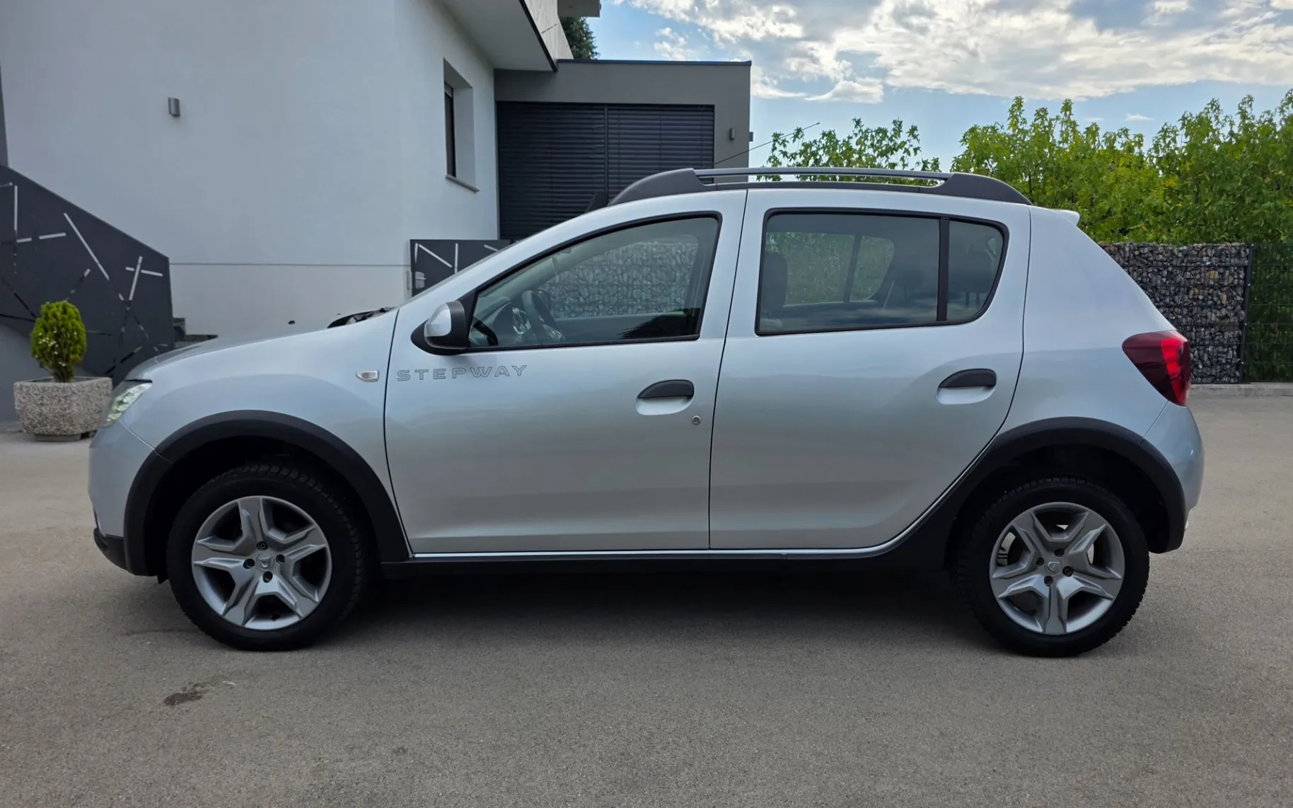 Zunanja slika - Dacia Sandero - Stepway 0,9 TCe 90 - 2