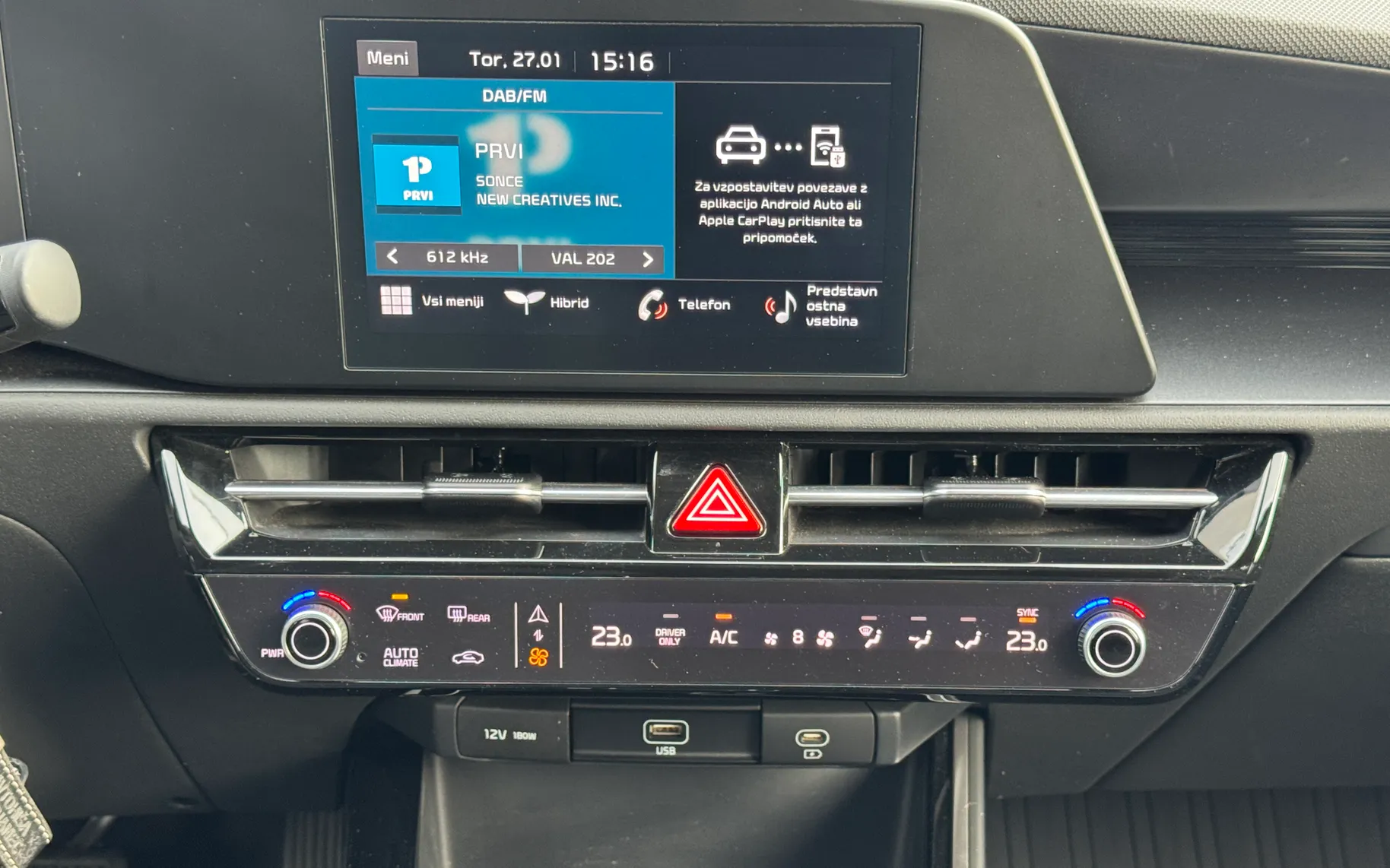 Notranja slika - KIA Niro - KIA - 11