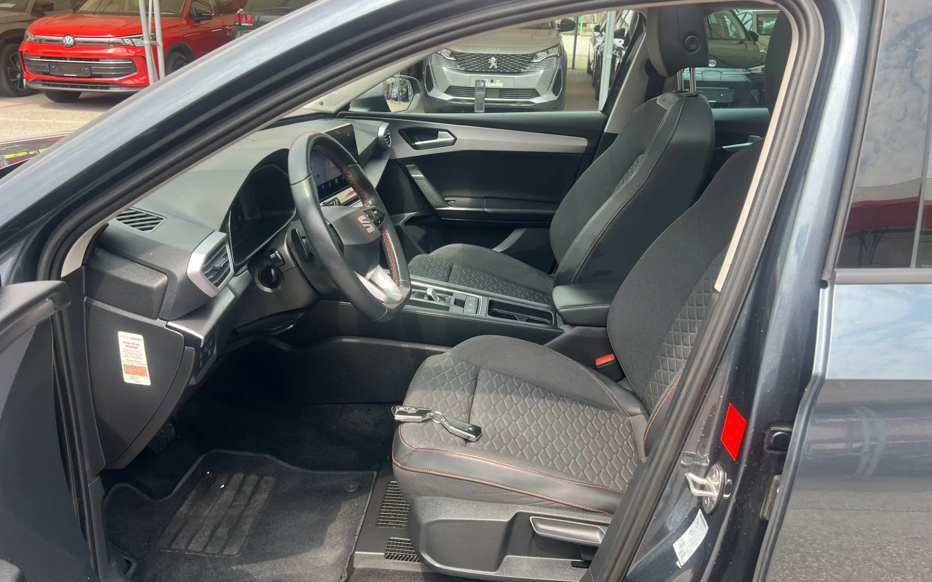 Zunanja slika - Seat Leon - ST 2.0 TDI FR DSG.NEMŠKI+4ALU.PANORAMA.GRE.SEDEŽEV - 7