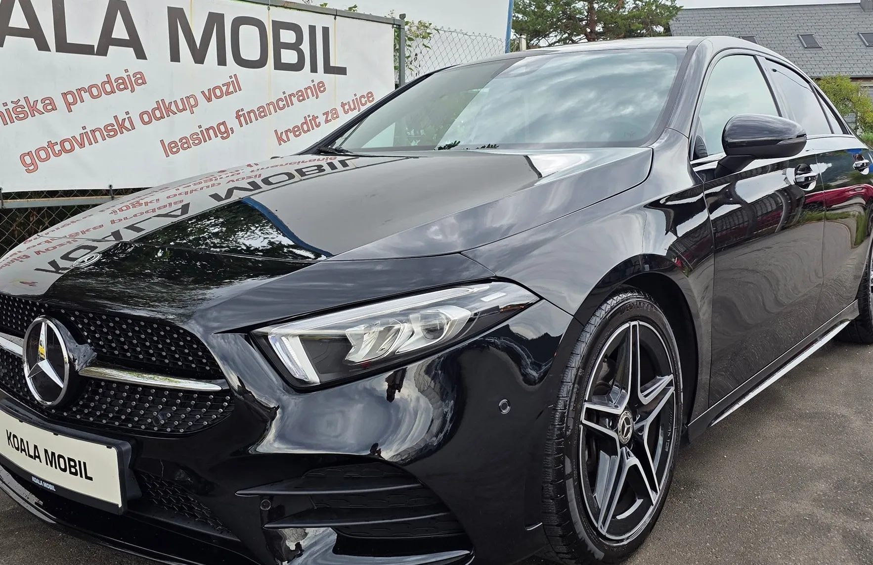 Zunanja slika - Mercedes-Benz A-Razred - A LIMUZINA 200 AMG AVT. LED-VIRTUAL-KAMERA-1.LAST - 20