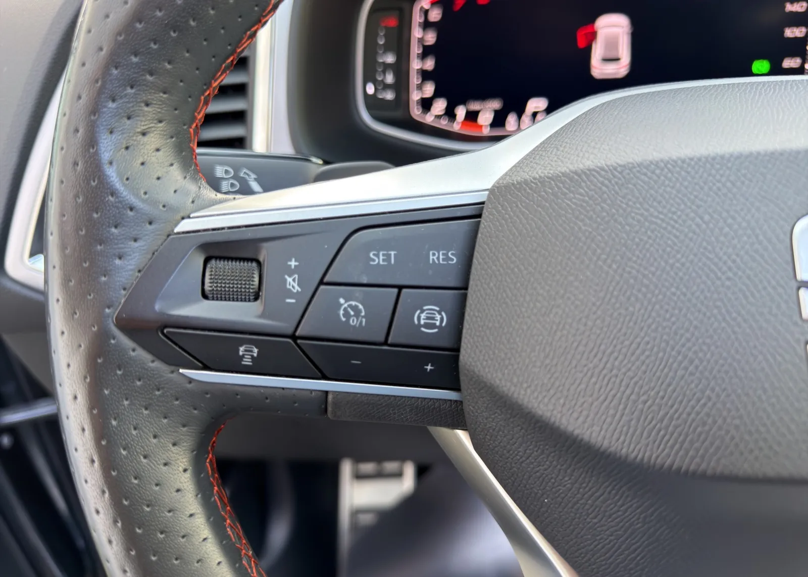 Zunanja slika - Seat Ateca - 1,5 TSI FR DSG - 14