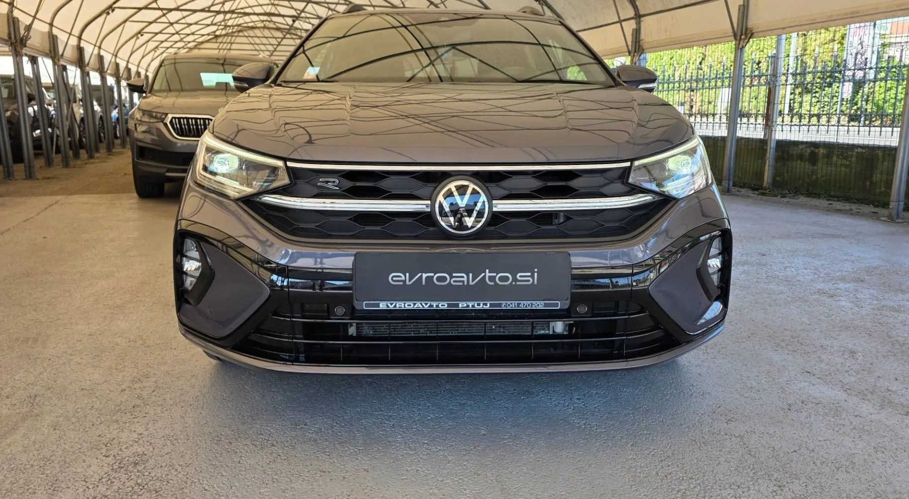 Zunanja slika - Volkswagen Taigo - 1.0 TSI R-Line 1Lastnik-SLO-Tovarniška garancija - 2