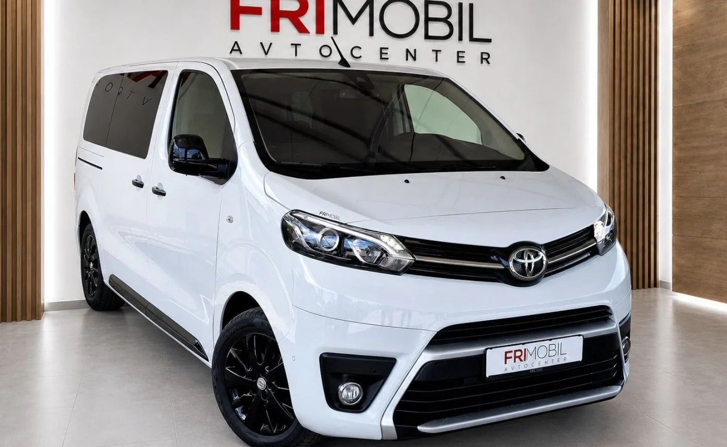 Zunanja slika - Toyota Proace - Verso 2.0 D-4D Family Medium Black Pack... - 2