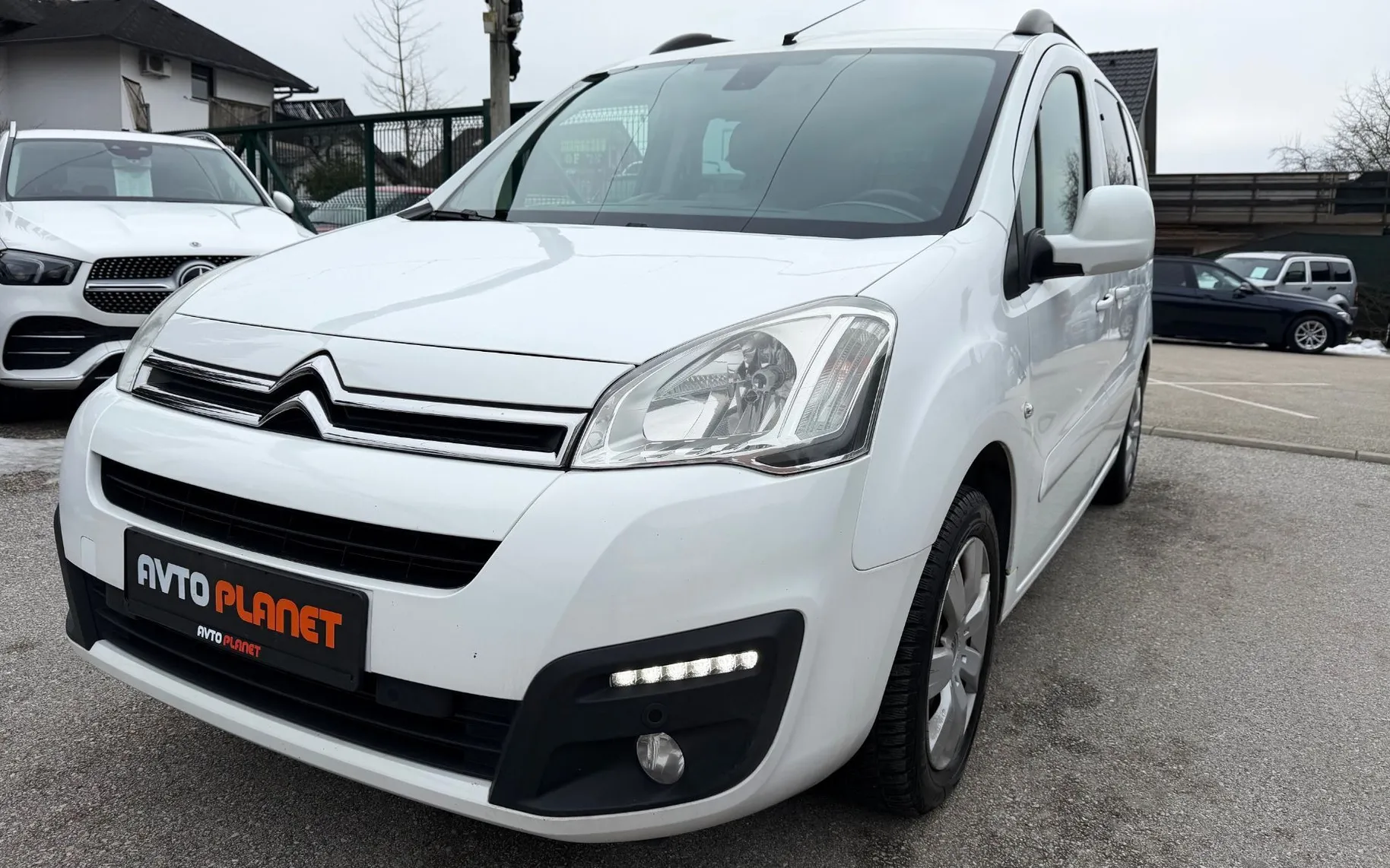Zunanja slika - Citroën Berlingo - 1.6 BlueHDi SHINE SLO 2.LASTNIK AVTO.KLIMA - 7