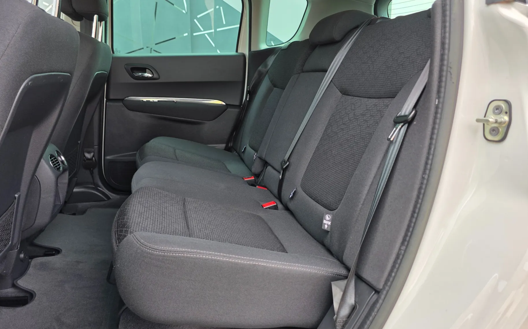 Zunanja slika - Peugeot 3008 - 1,6 HDi Style - 11