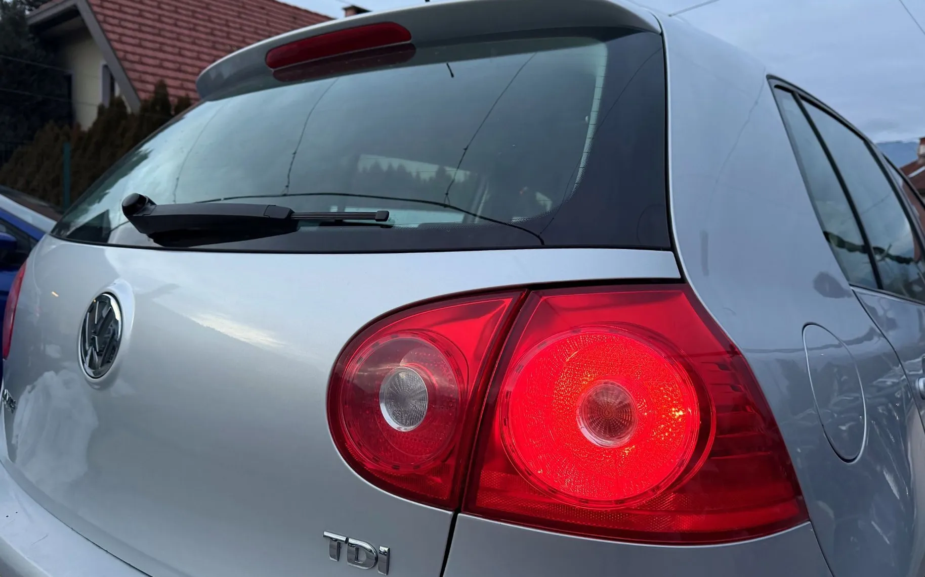 Zunanja slika - Volkswagen Golf - V 1.9 TDI SLO.VOZILO MULTIMEDIJA TEMPOMAT ALU16 - 10